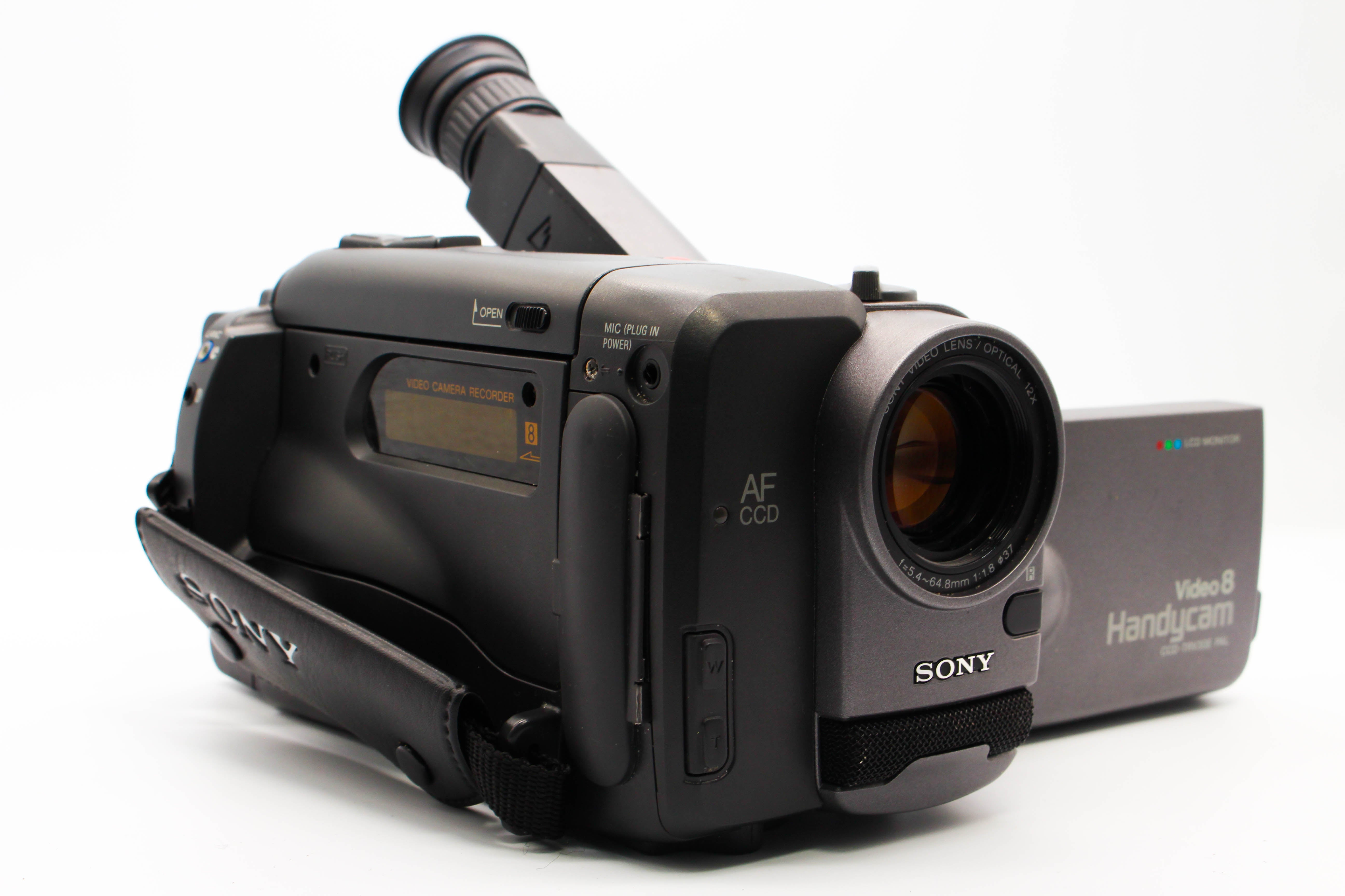Sony CCD-TRV30E Video8 8mm Handycam Camera Analog Video Camcorder - Tested Bundle Excellent