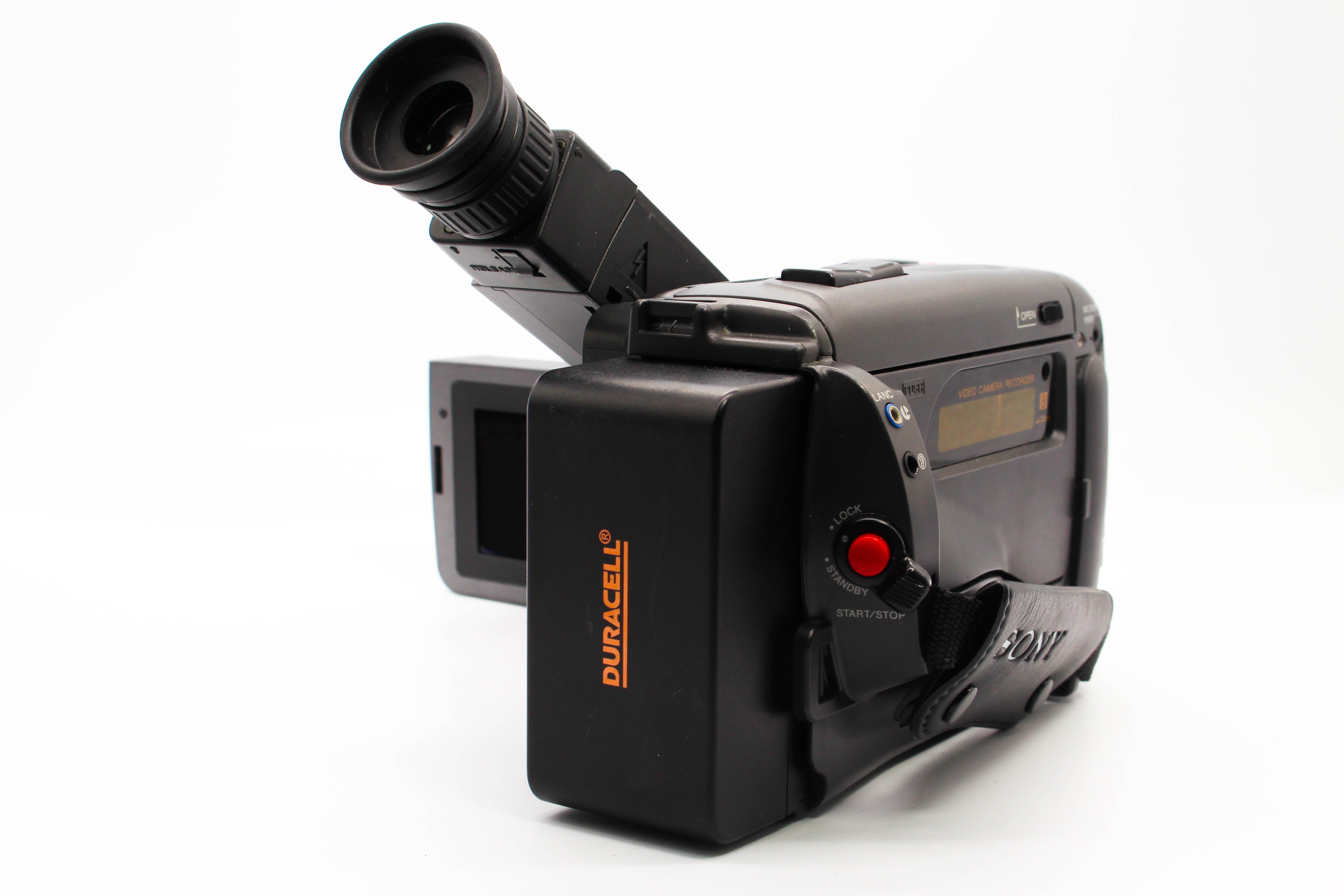 Sony CCD-TRV30E Video8 8mm Handycam Camera Analog Video Camcorder - Tested Bundle Excellent