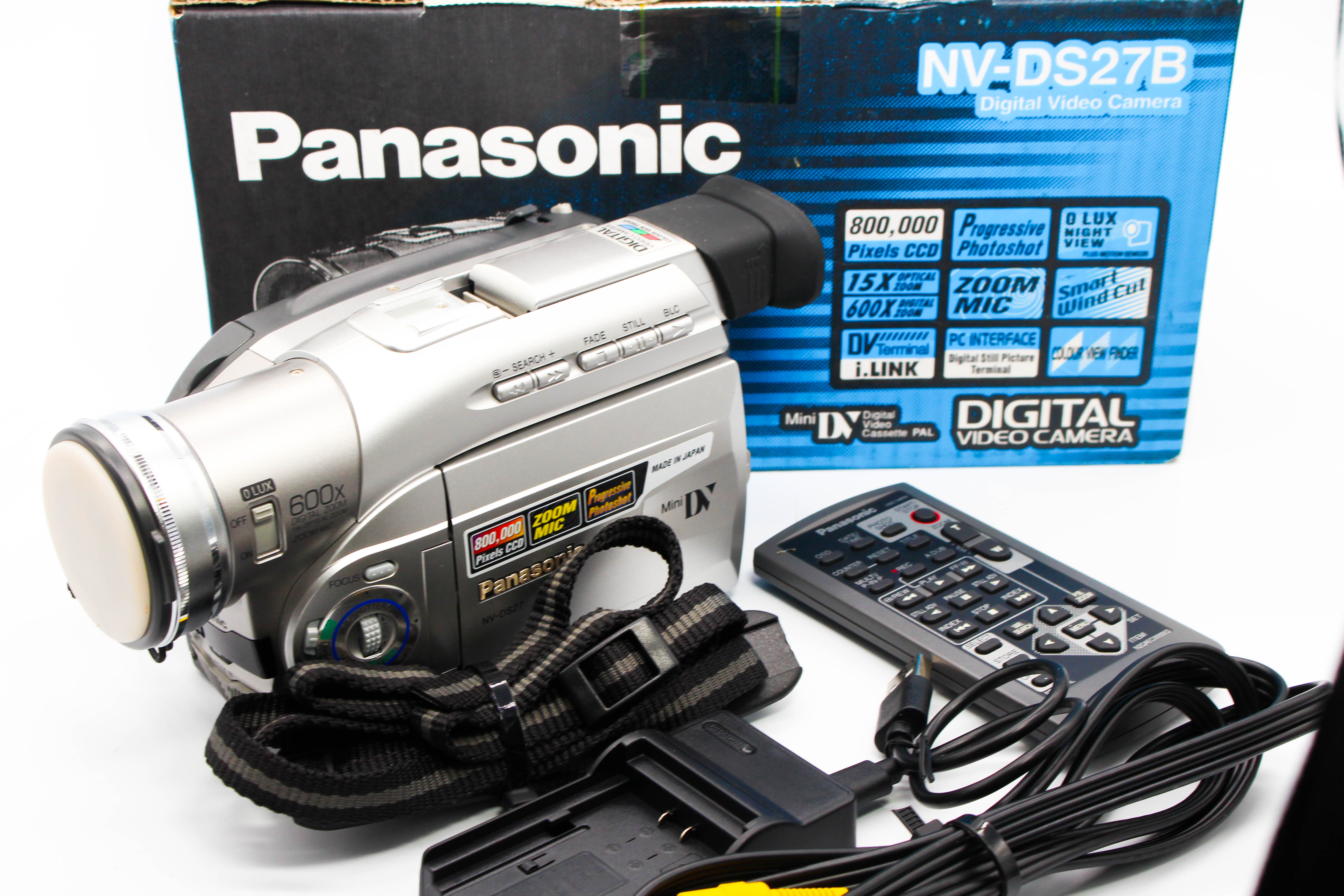 Panasonic NV-DS27B MiniDV Video Handycam Camcorder Camera - Tested Bundle Excellent