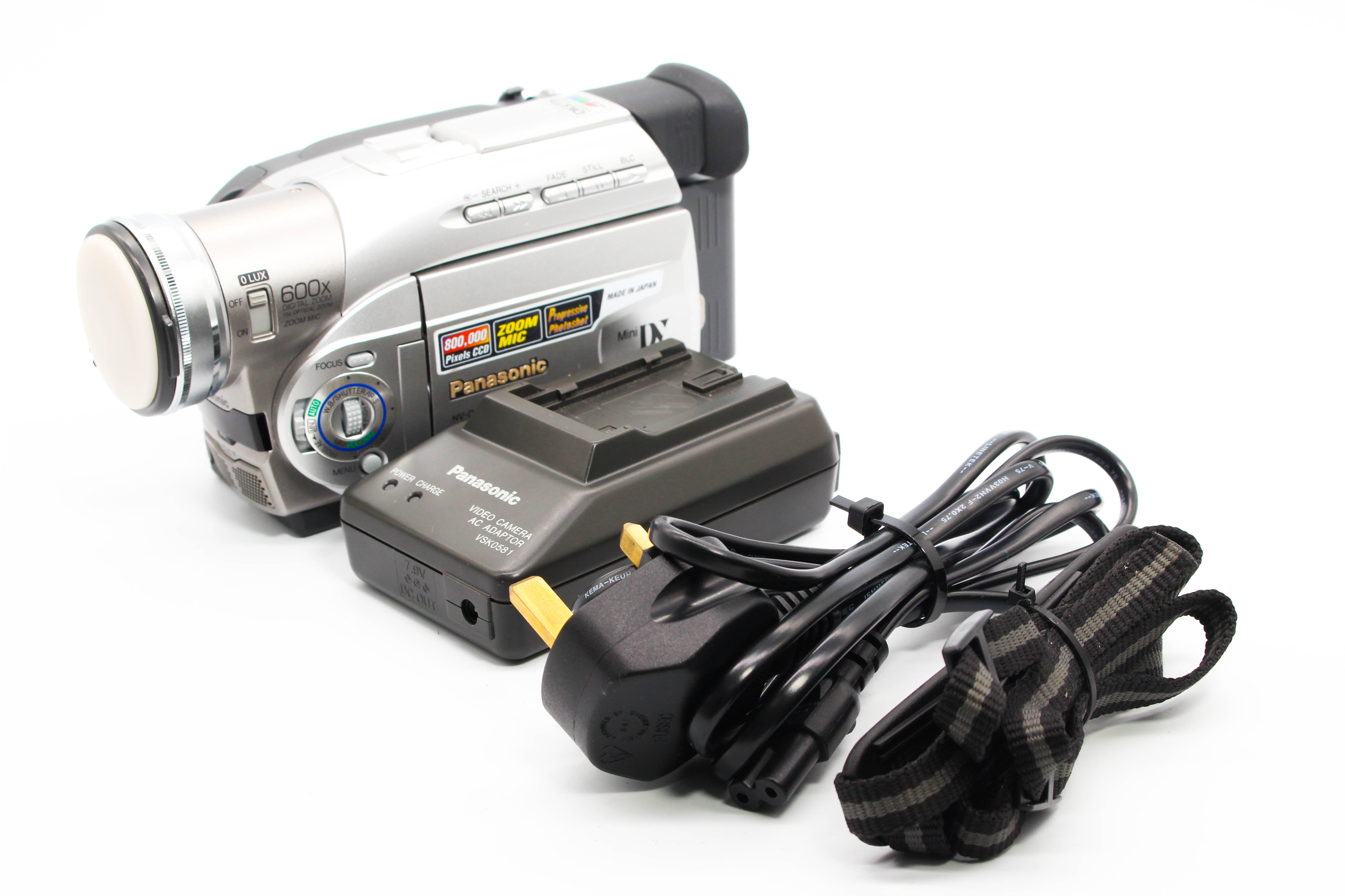 Panasonic NV-DS27B MiniDV Video Handycam Camcorder Camera - Tested Bundle Excellent