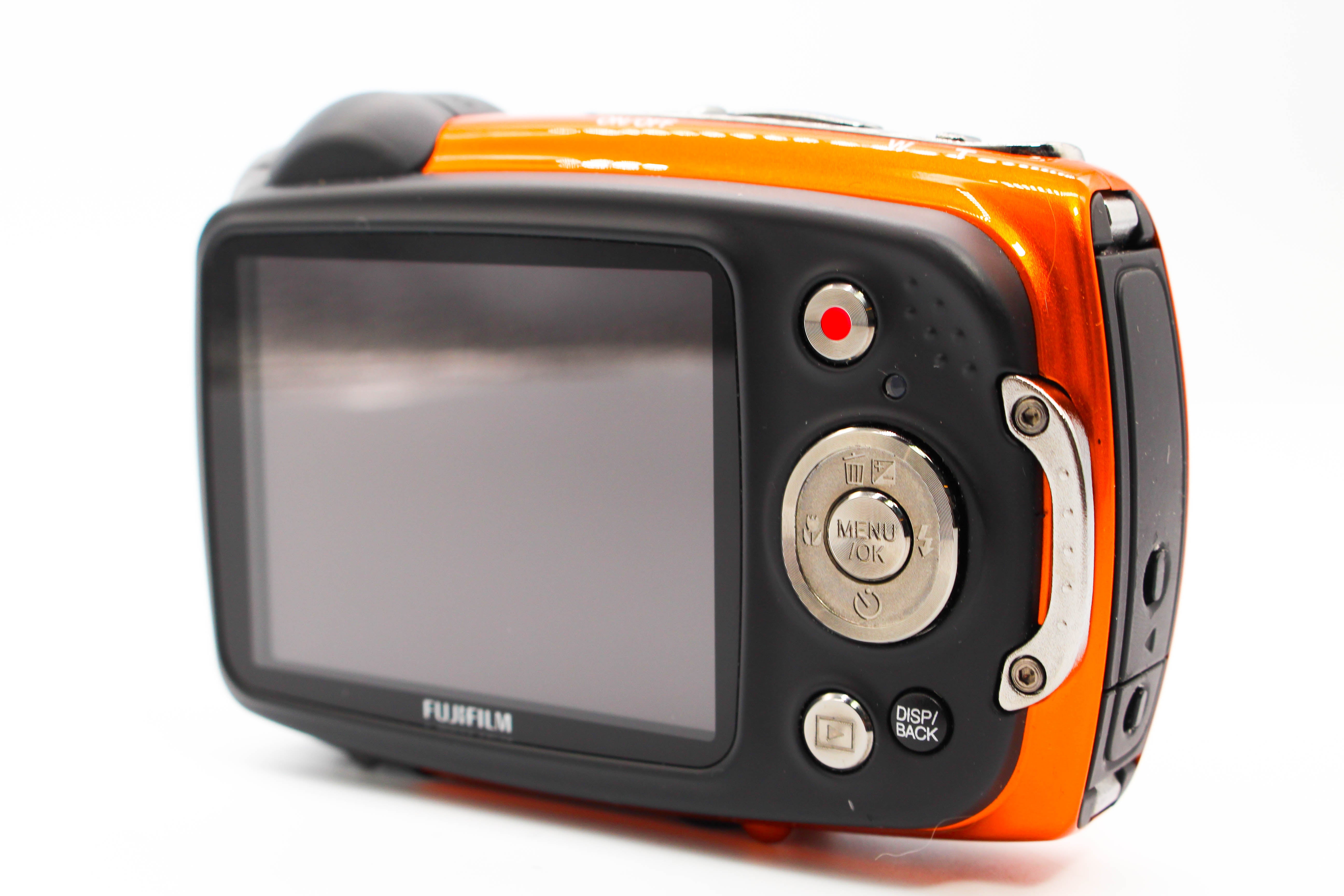 FujiFilm FinePix XP30 14.0 Mega Pixels Retro Digital Camera Waterproof Digicam - Tested Bundle Excellent