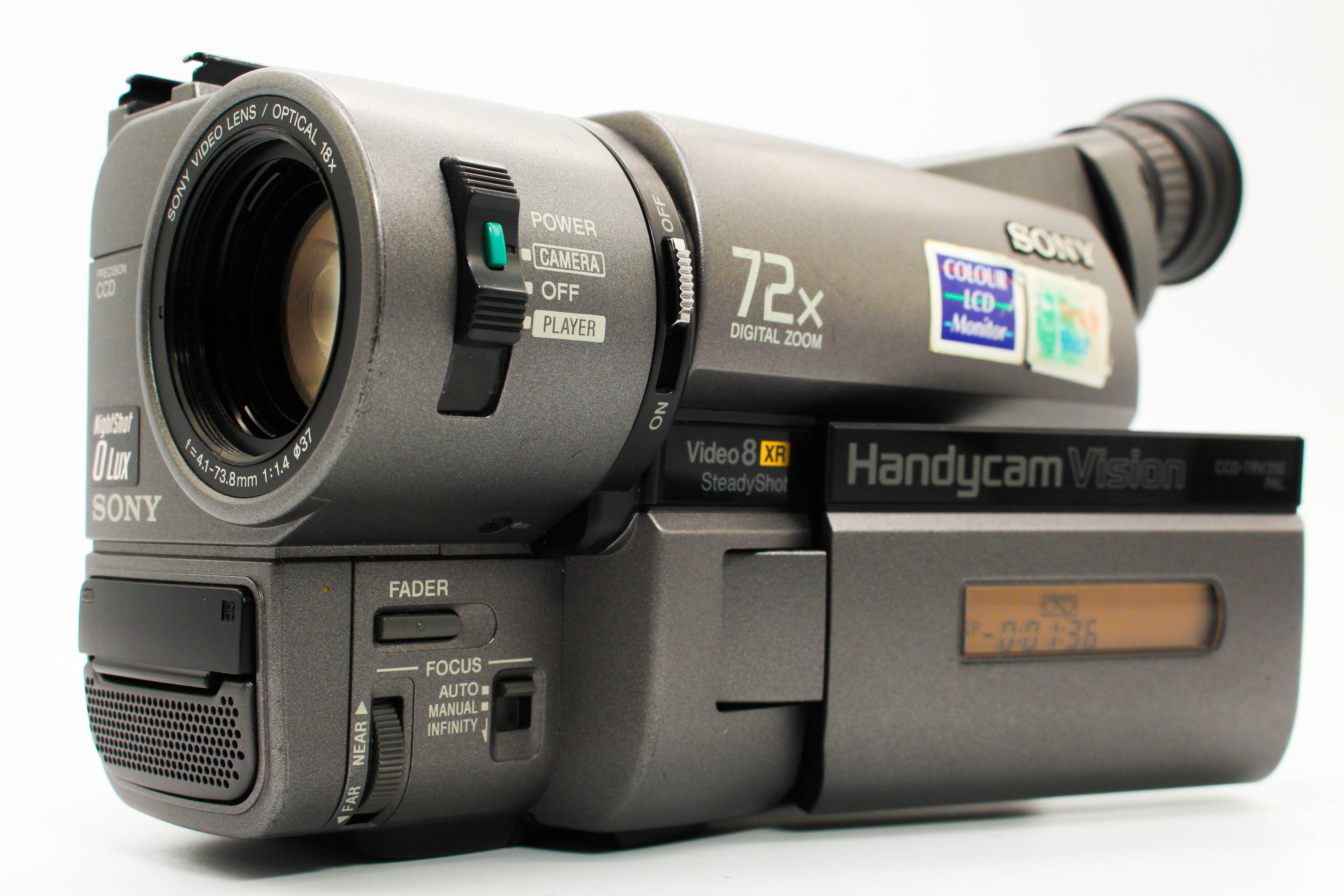 Sony CCD-TR735E Hi8 8mm Handycam Camera Analog Video Camcorder - Tested Bundle Excellent