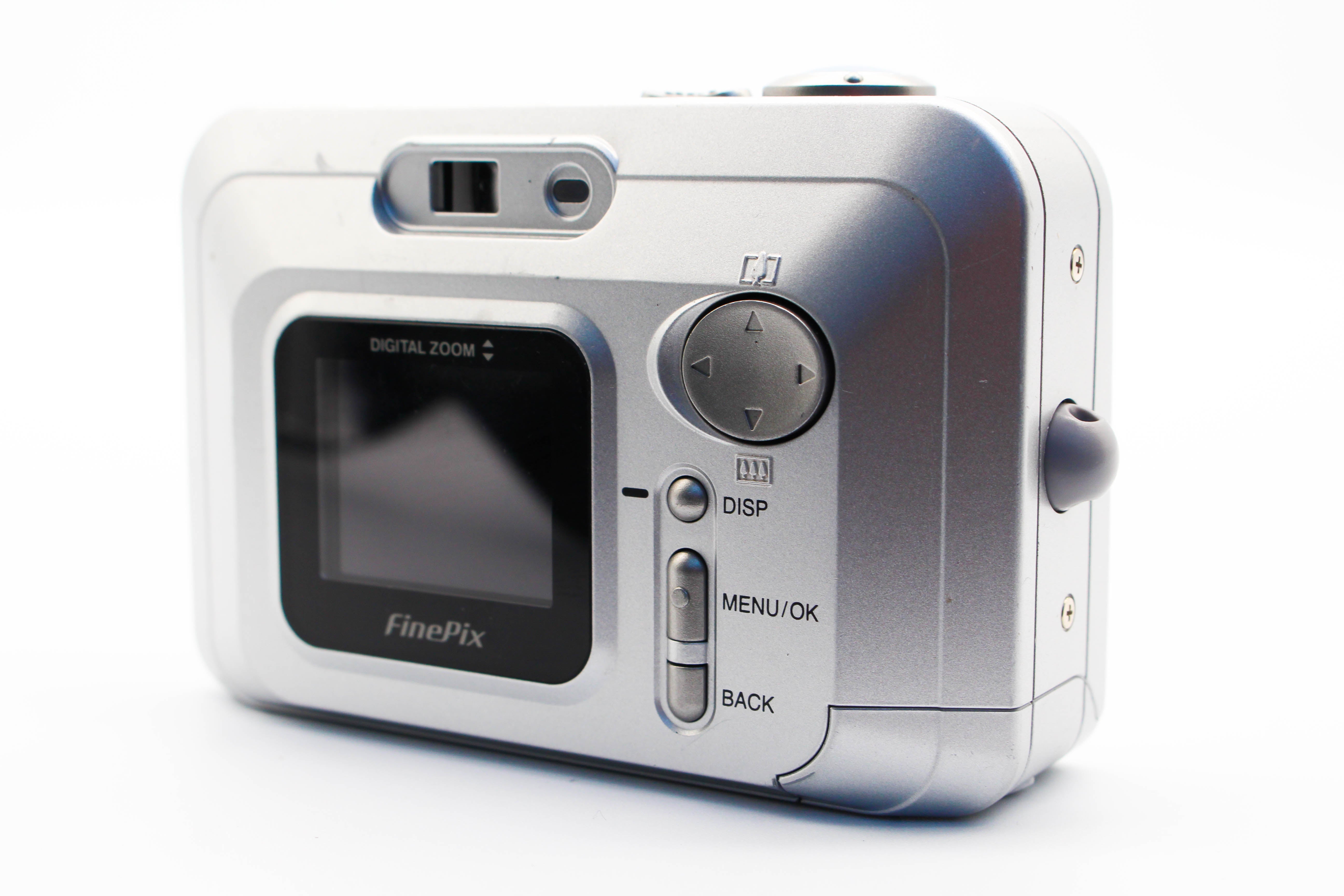 FujiFilm FinePix A202 xD Picture Card Compact Digital Photo Video Retro Camera Digicam - Tested Bundle Excellent