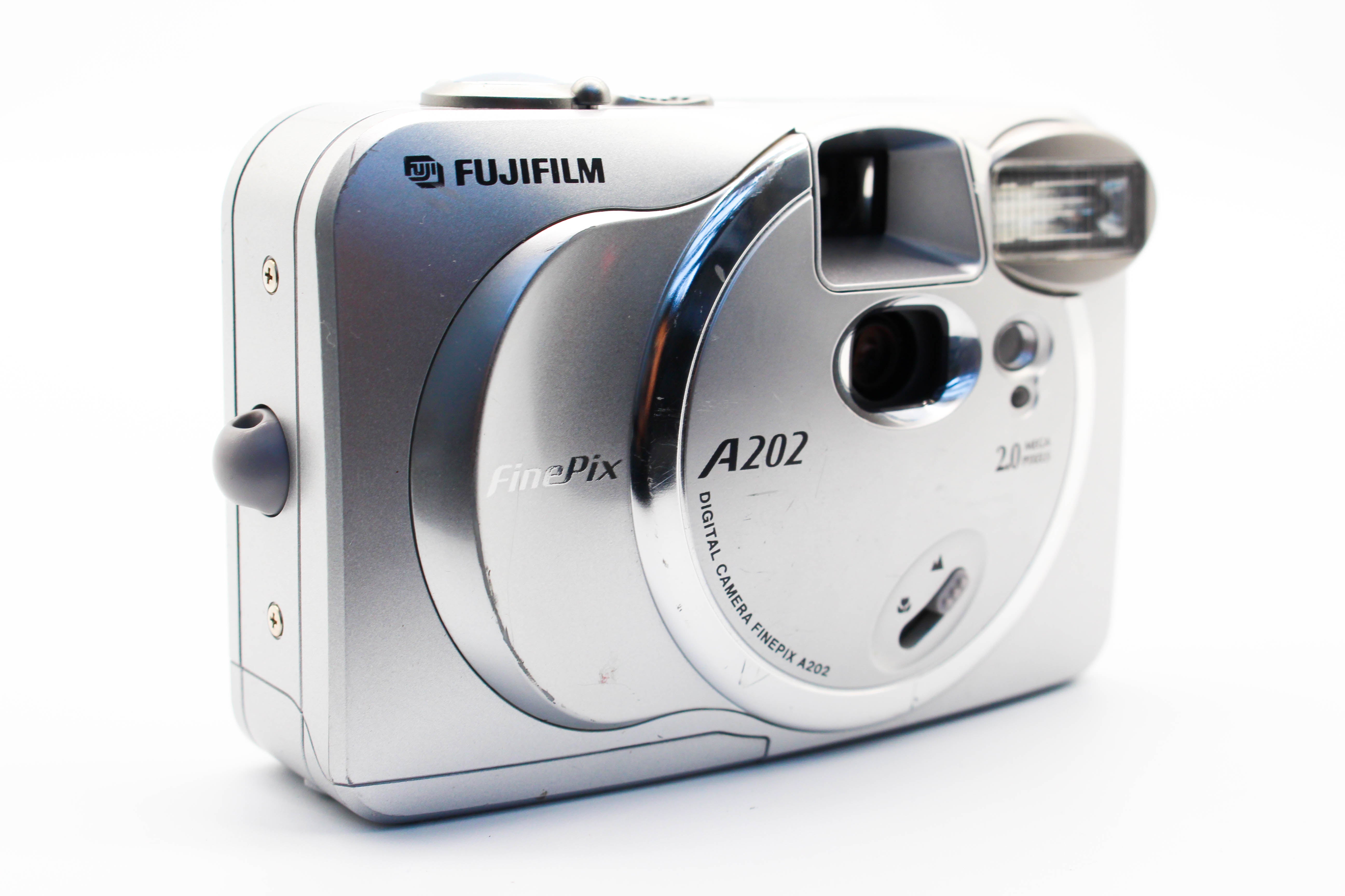 FujiFilm FinePix A202 xD Picture Card Compact Digital Photo Video Retro Camera Digicam - Tested Bundle Excellent