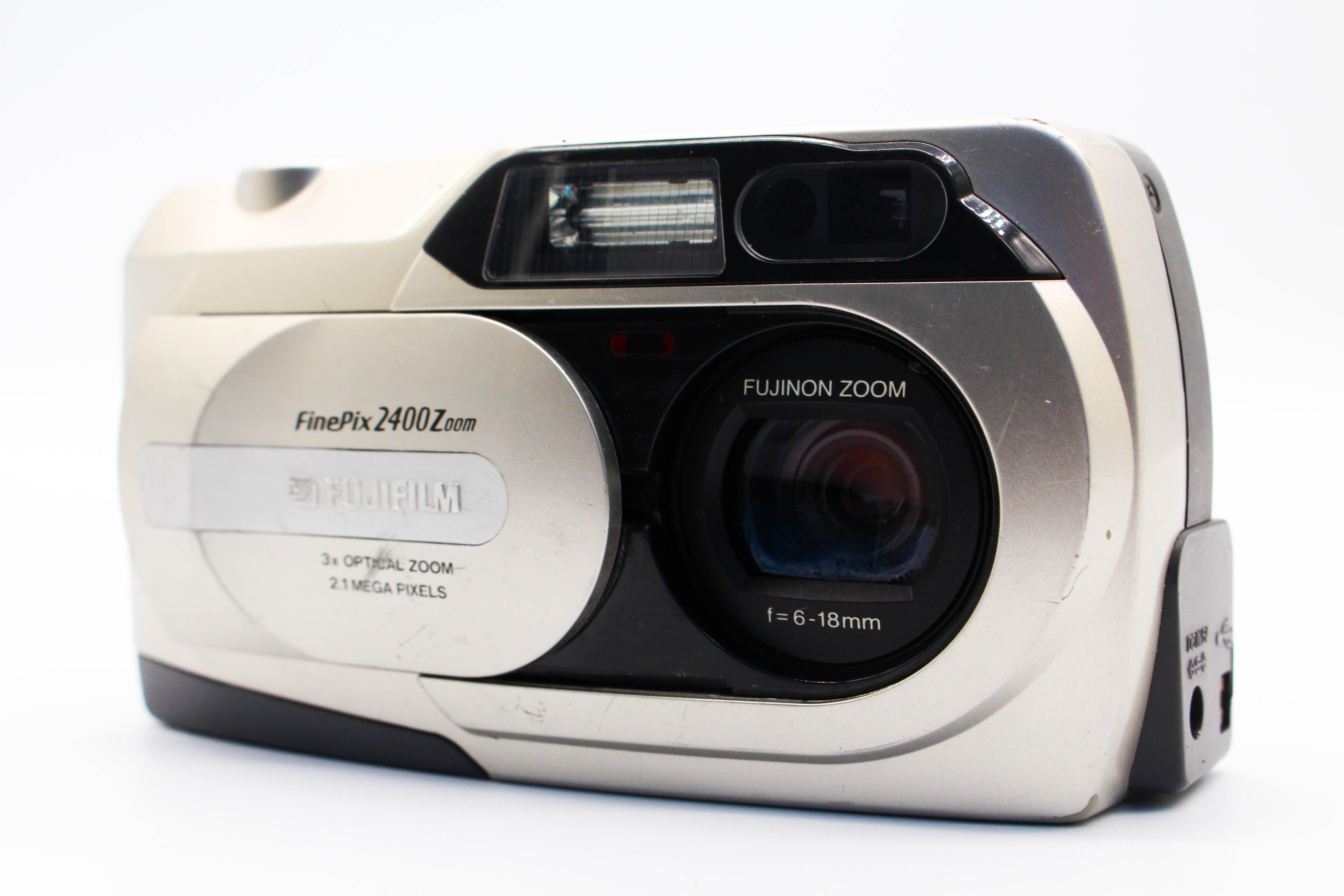 FujiFilm FinePix 2400 Zoom Smart Media Card Compact Digital Photo Retro Camera Digicam - Tested Bundle