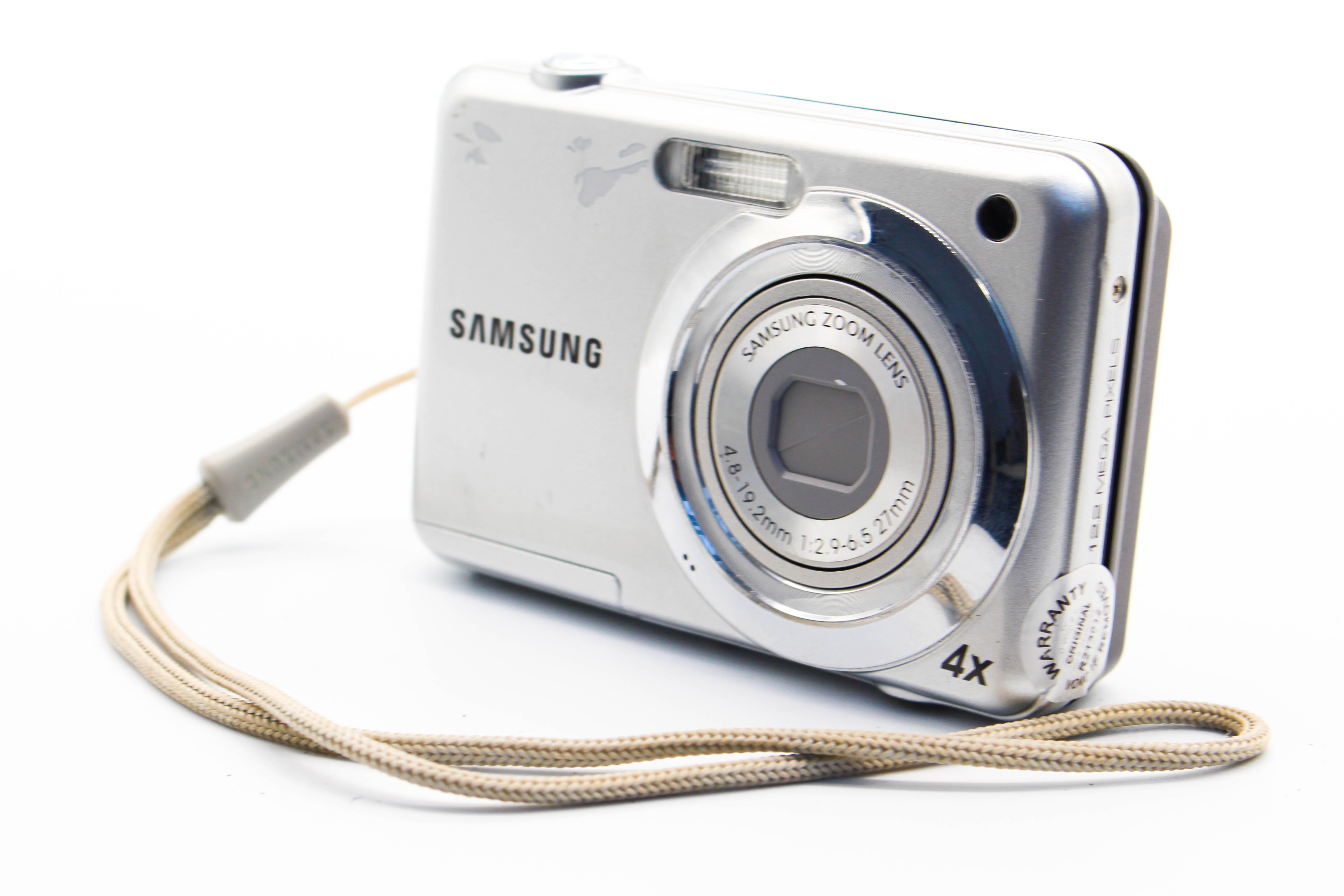 Samsung ES9 SD Card Compact Digital Photo Video Retro Camera Digicam - Tested Bundle