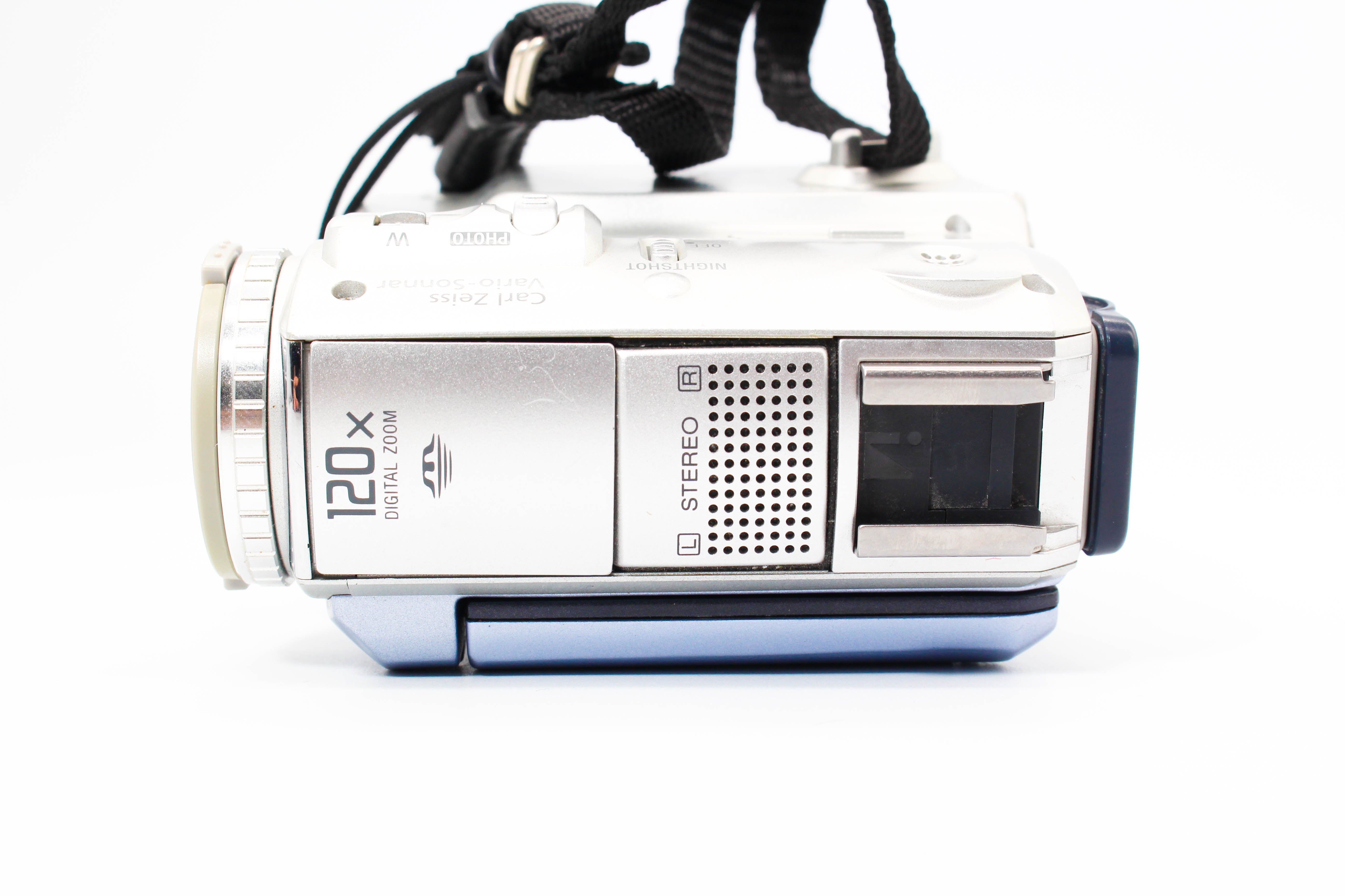 Sony DCR-PC105E MiniDV Handycam Tape Digital Video Camcorder - Tested Bundle Excellent