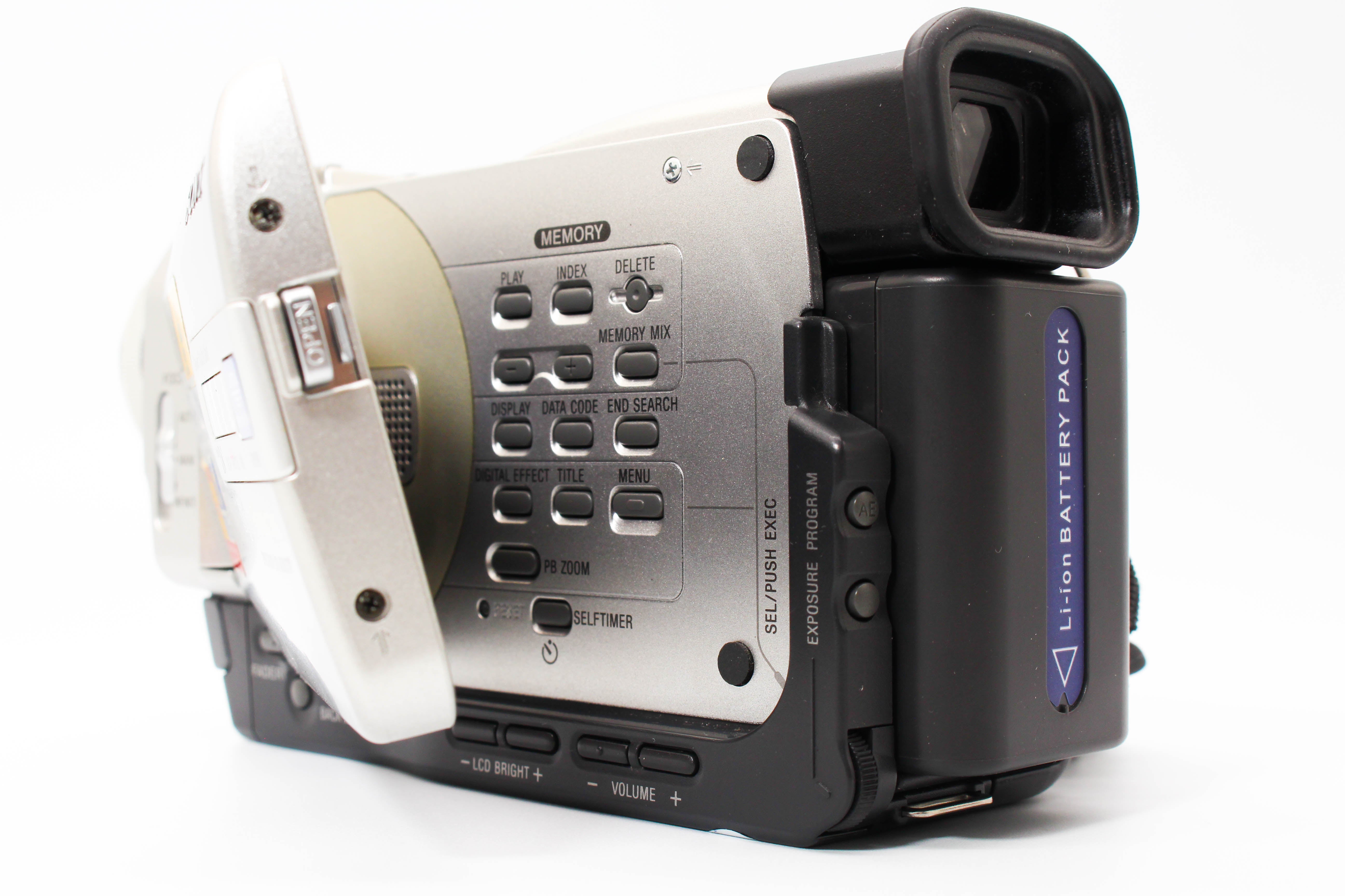 Sony DCR-TRV11E MiniDV Handycam Tape Digital Video Camcorder - Tested Bundle Excellent