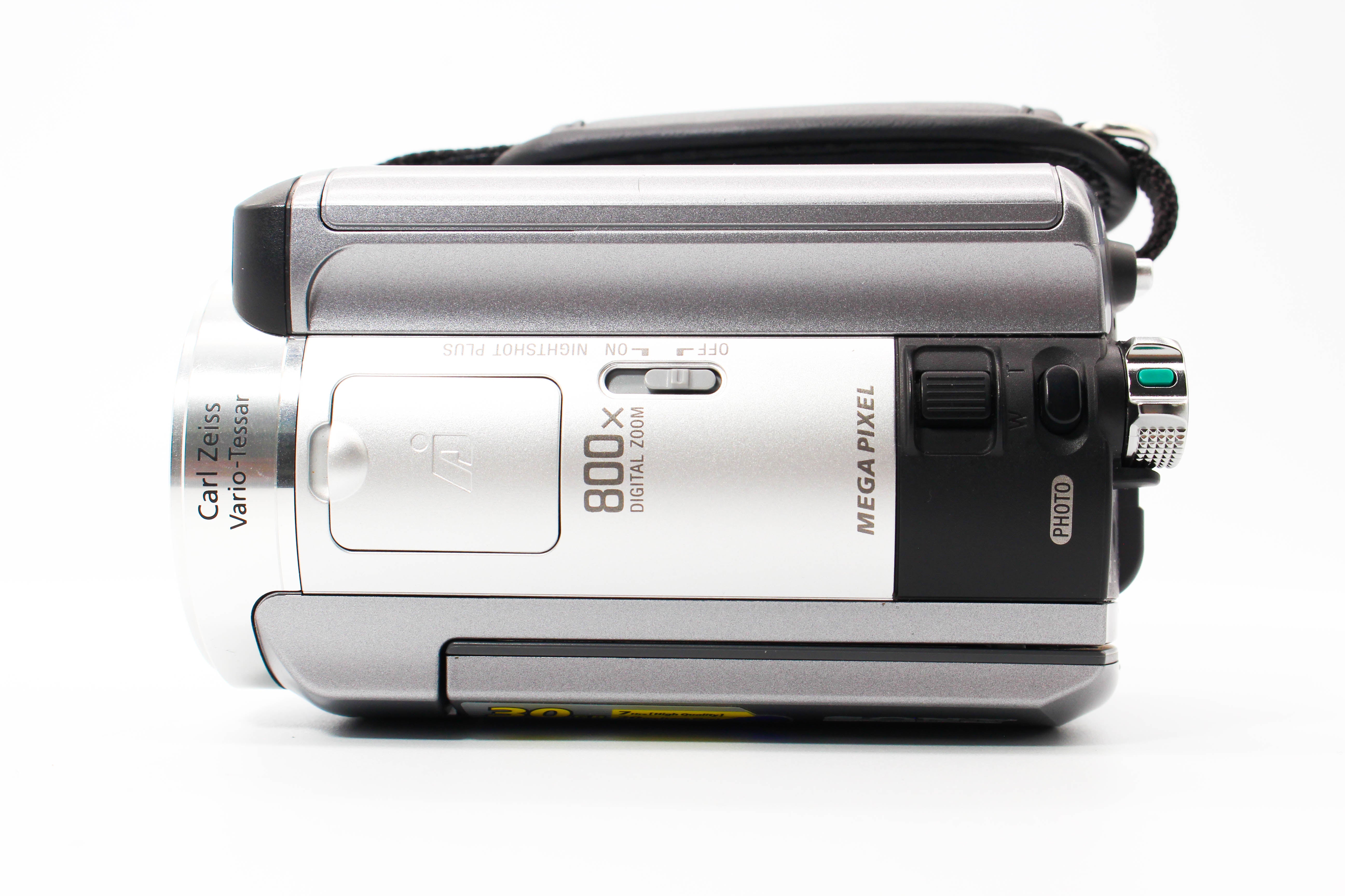 Sony DCR-SR50 HD HDD 30GB Digital Video Camera Camcorder - Tested Bundle Excellent
