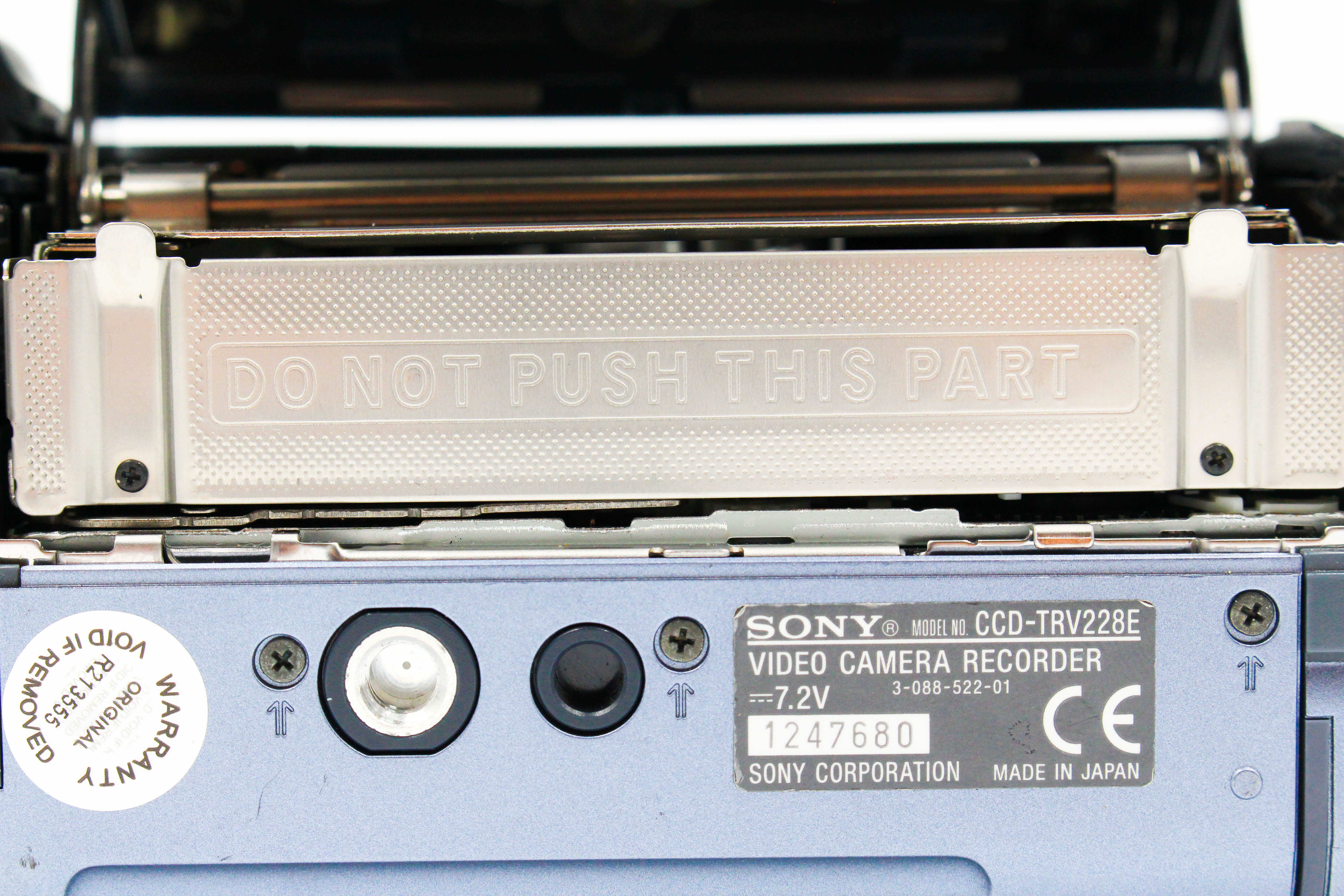 Sony DCR-TRV228E VideoHi8 Tape Camcorder Digital Video Camera - Tested Bundle Excellent