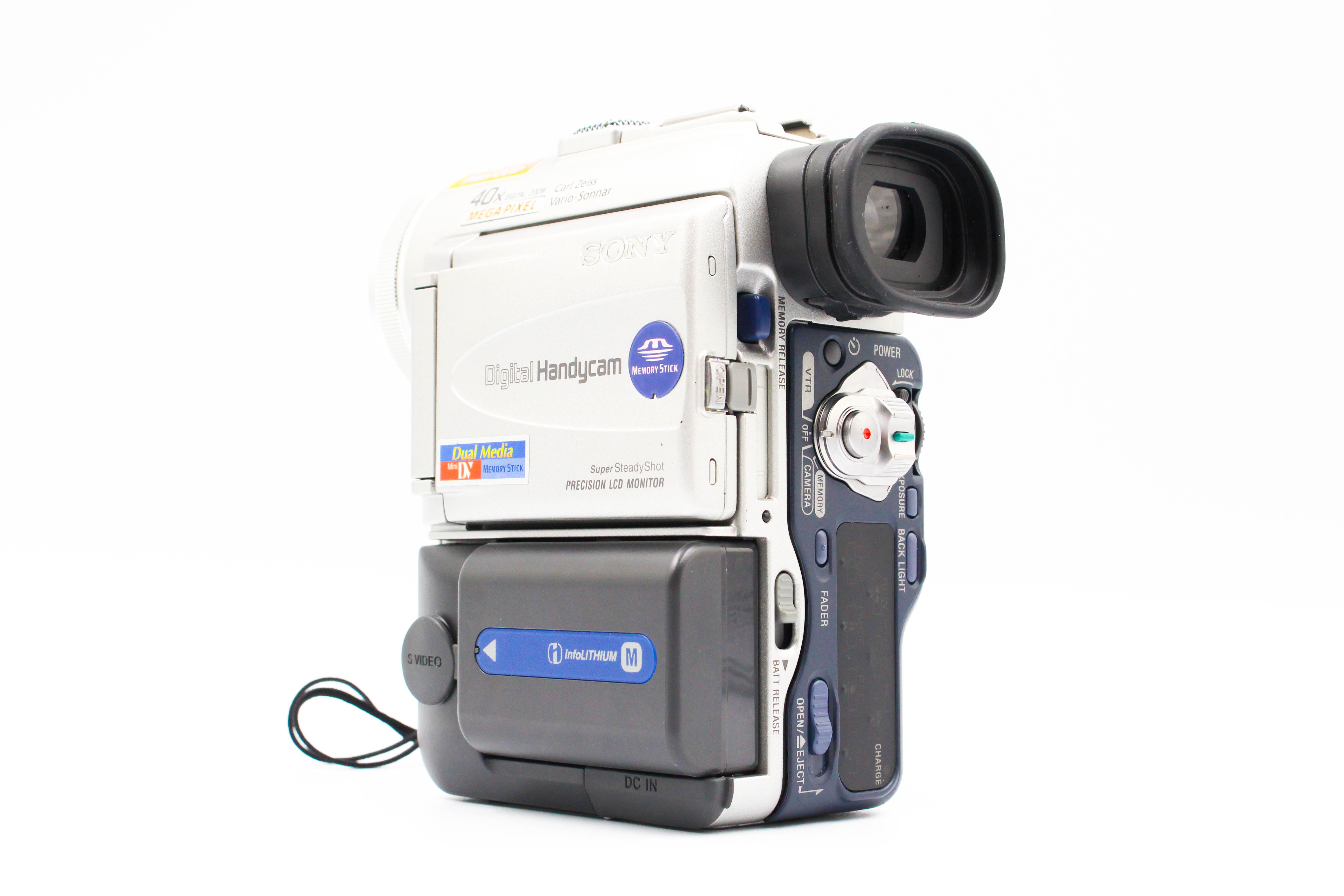 Sony DCR-PC100E MiniDV Handycam Camcorder Digital Video Camera