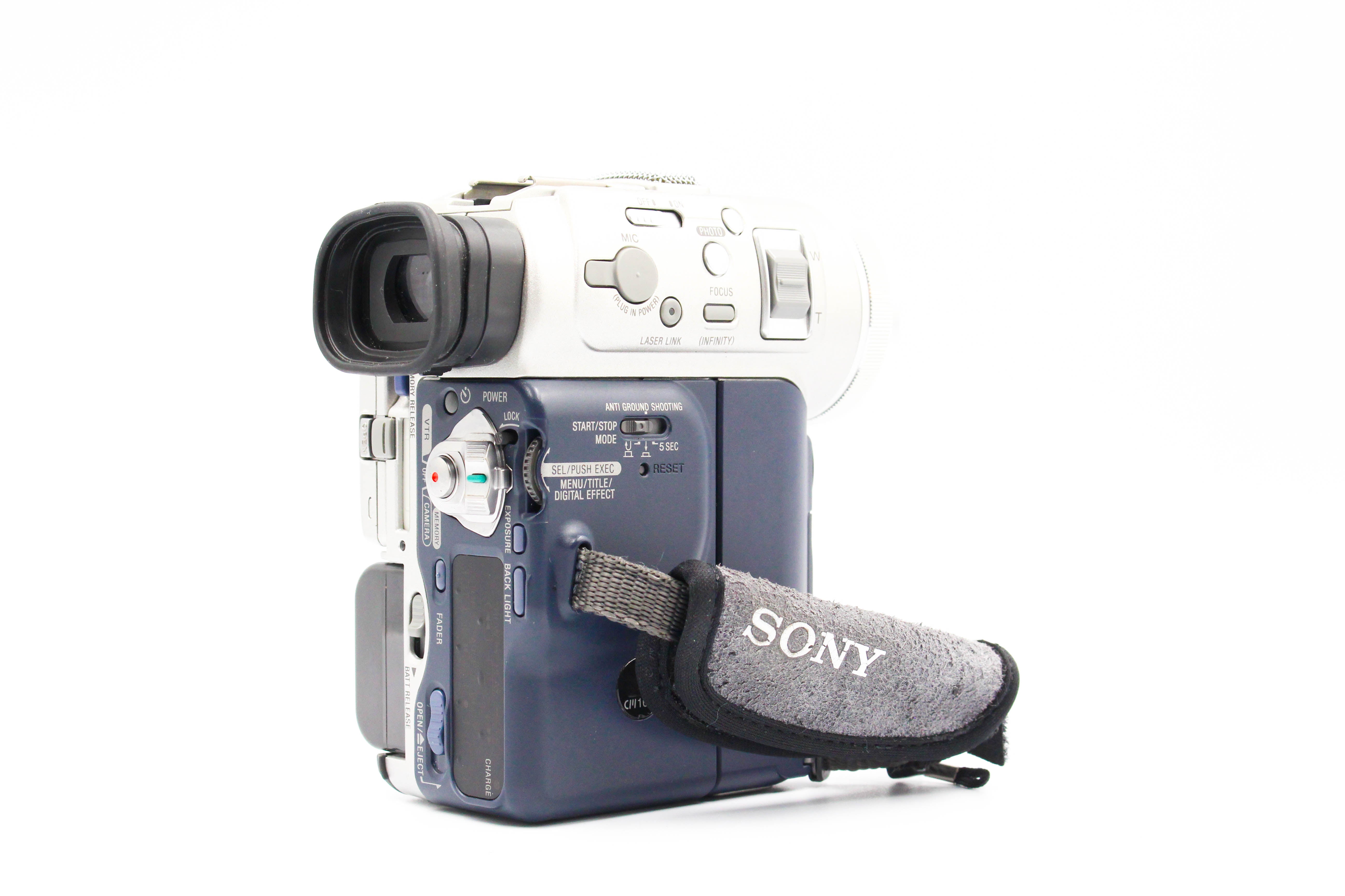 Sony DCR-PC100E MiniDV Handycam Camcorder Digital Video Camera