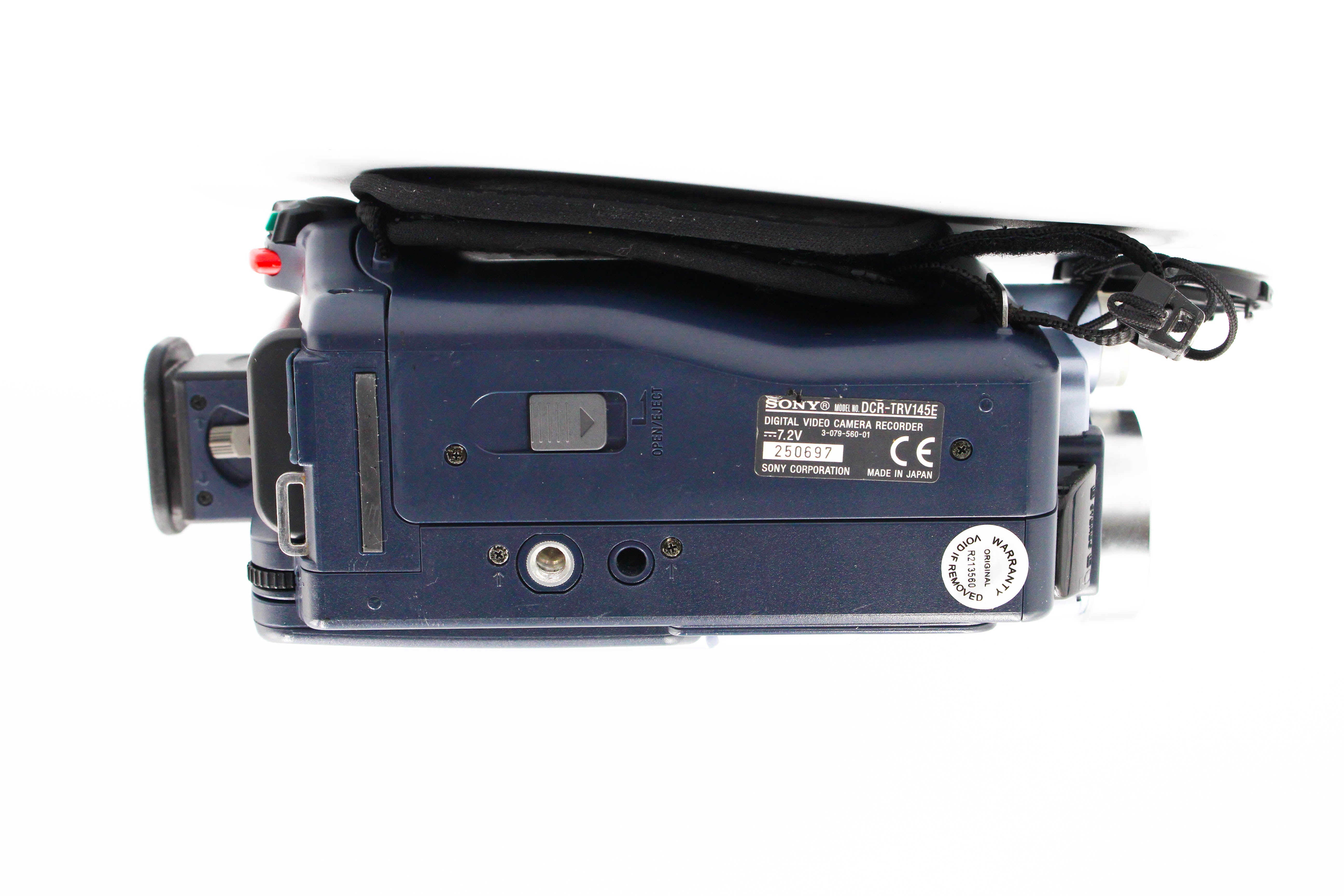 Sony DCR-TRV145E Digital8 Tape Camcorder Digital Video Camera - Tested Bundle Excellent