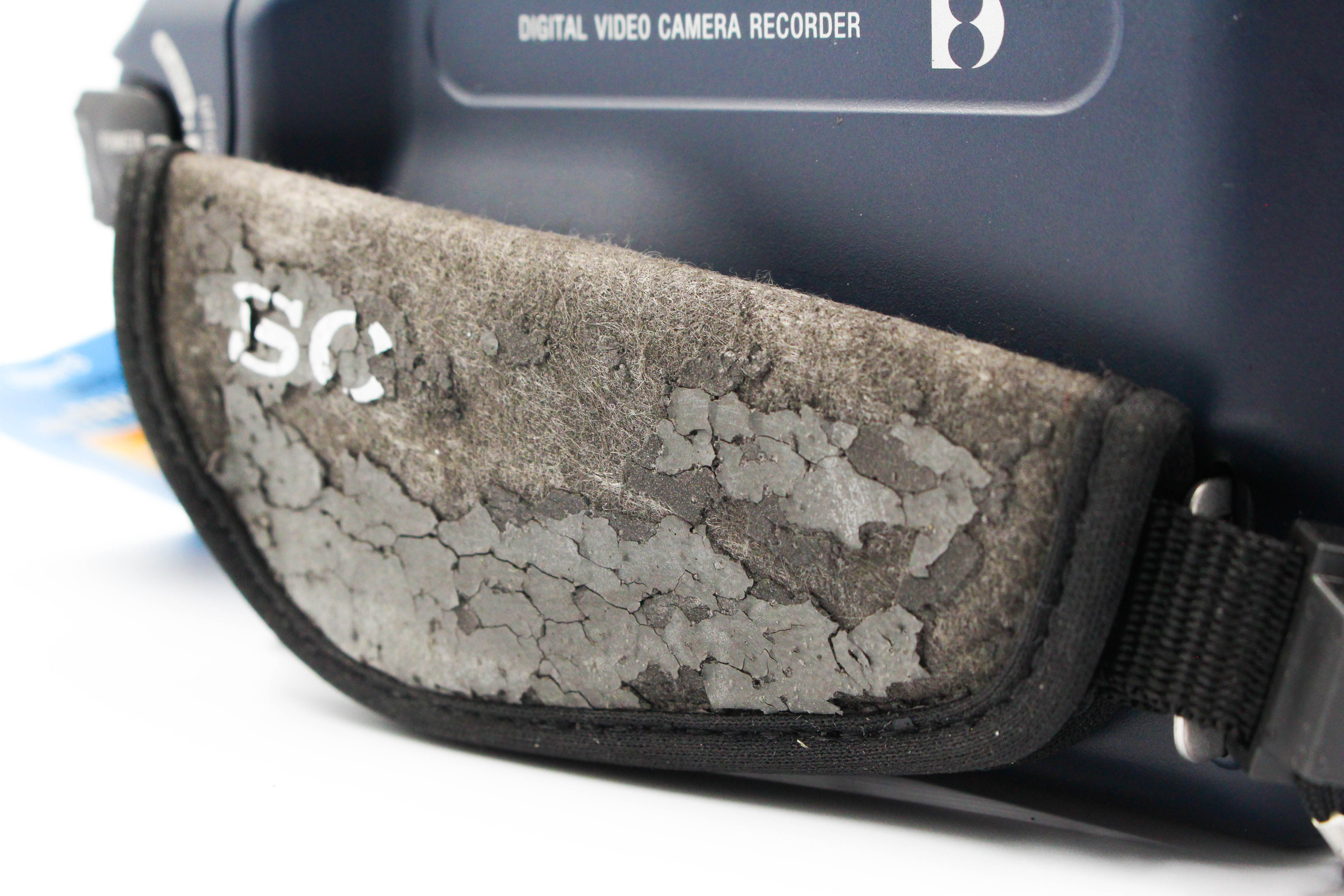 Sony DCR-TRV145E Digital8 Tape Camcorder Digital Video Camera (Tapeless Only)