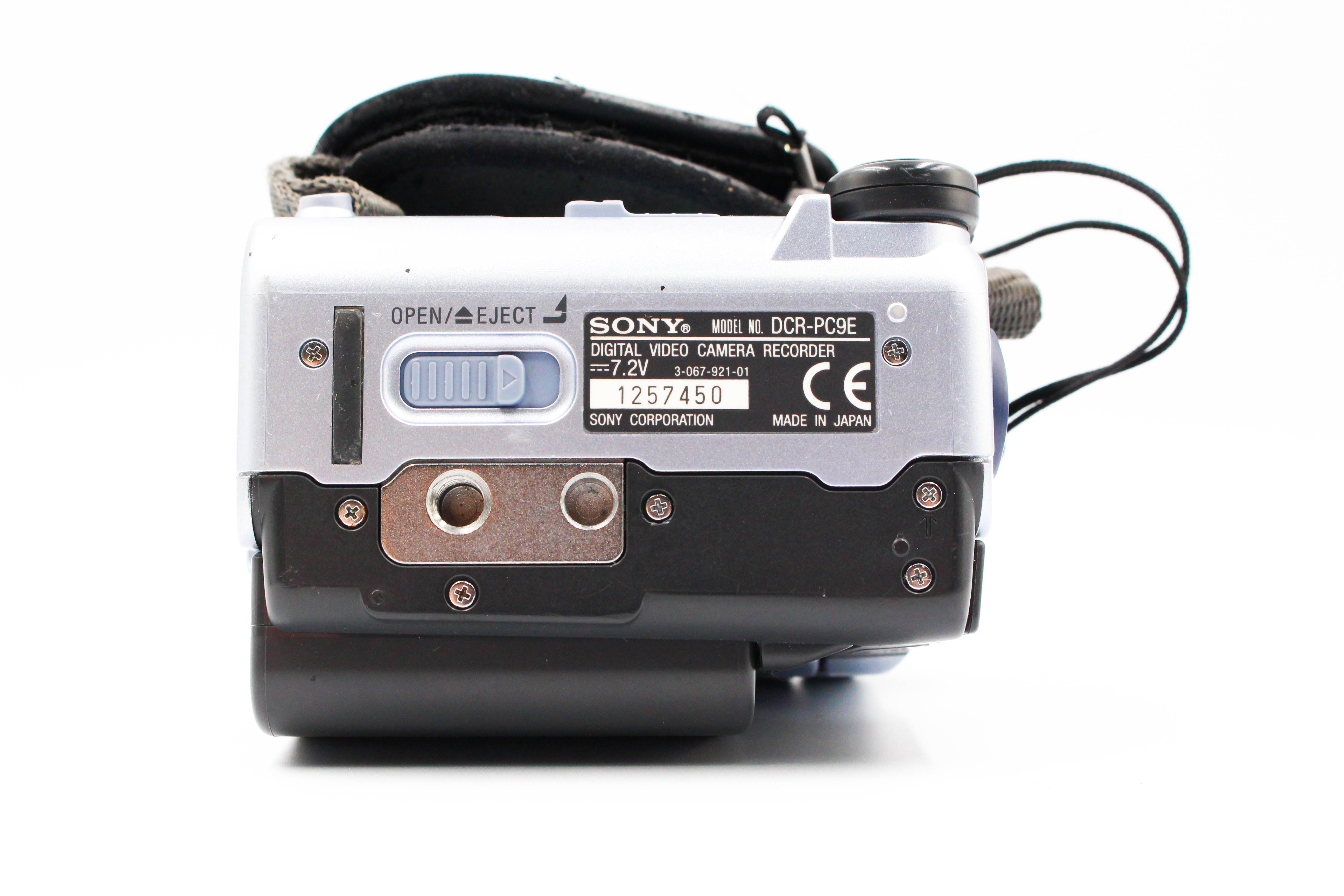 Sony DCR-PC9E MiniDV Handycam Camcorder Digital Video Camera