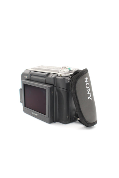 Sony DCR-SC100E MiniDV Digital Video Camcorder Camera