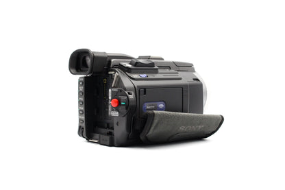 Sony DCR-TRV950E MiniDV Video Camera