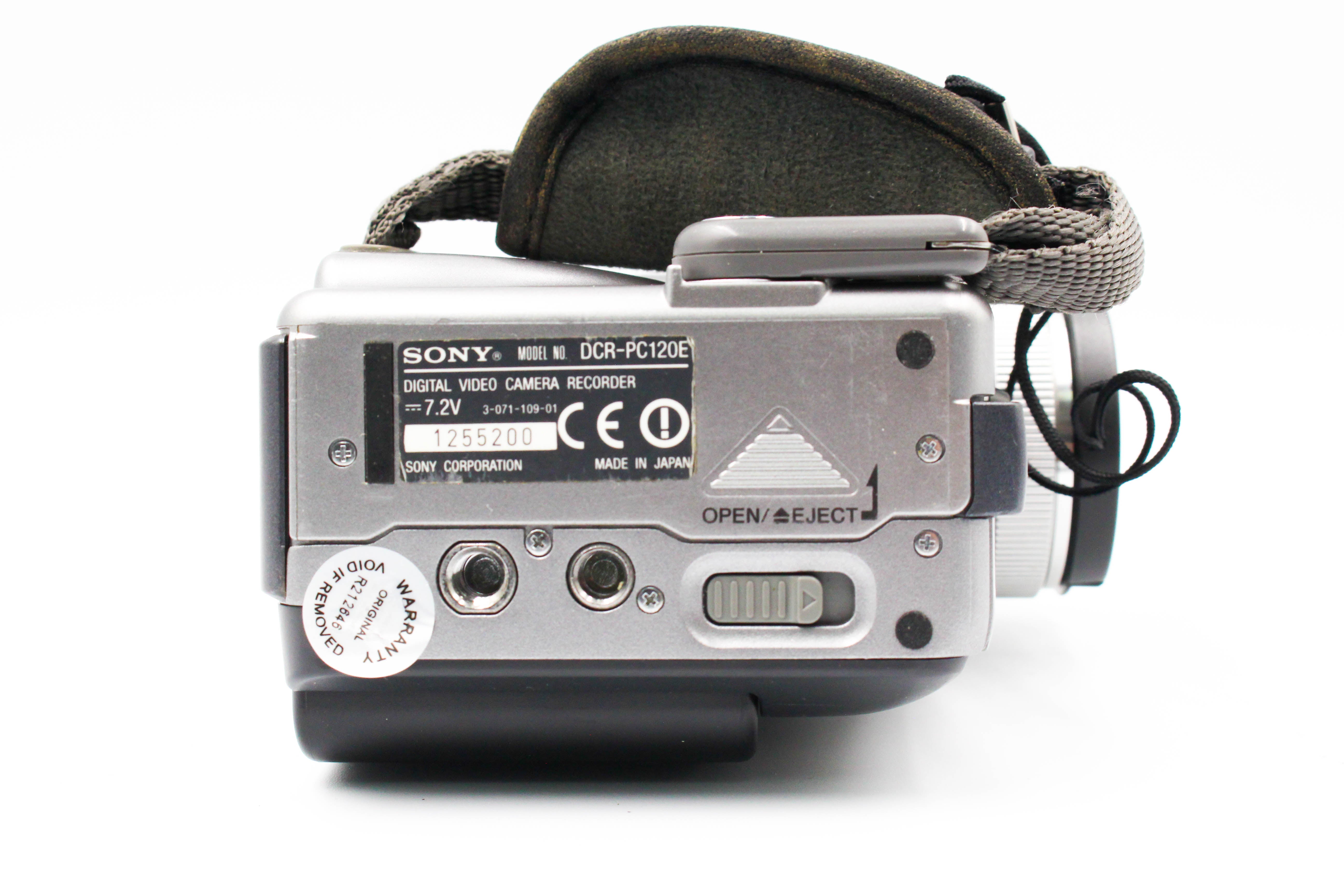 Sony DCR-PC120E MiniDV Handycam Digital Video Camera Camcorder