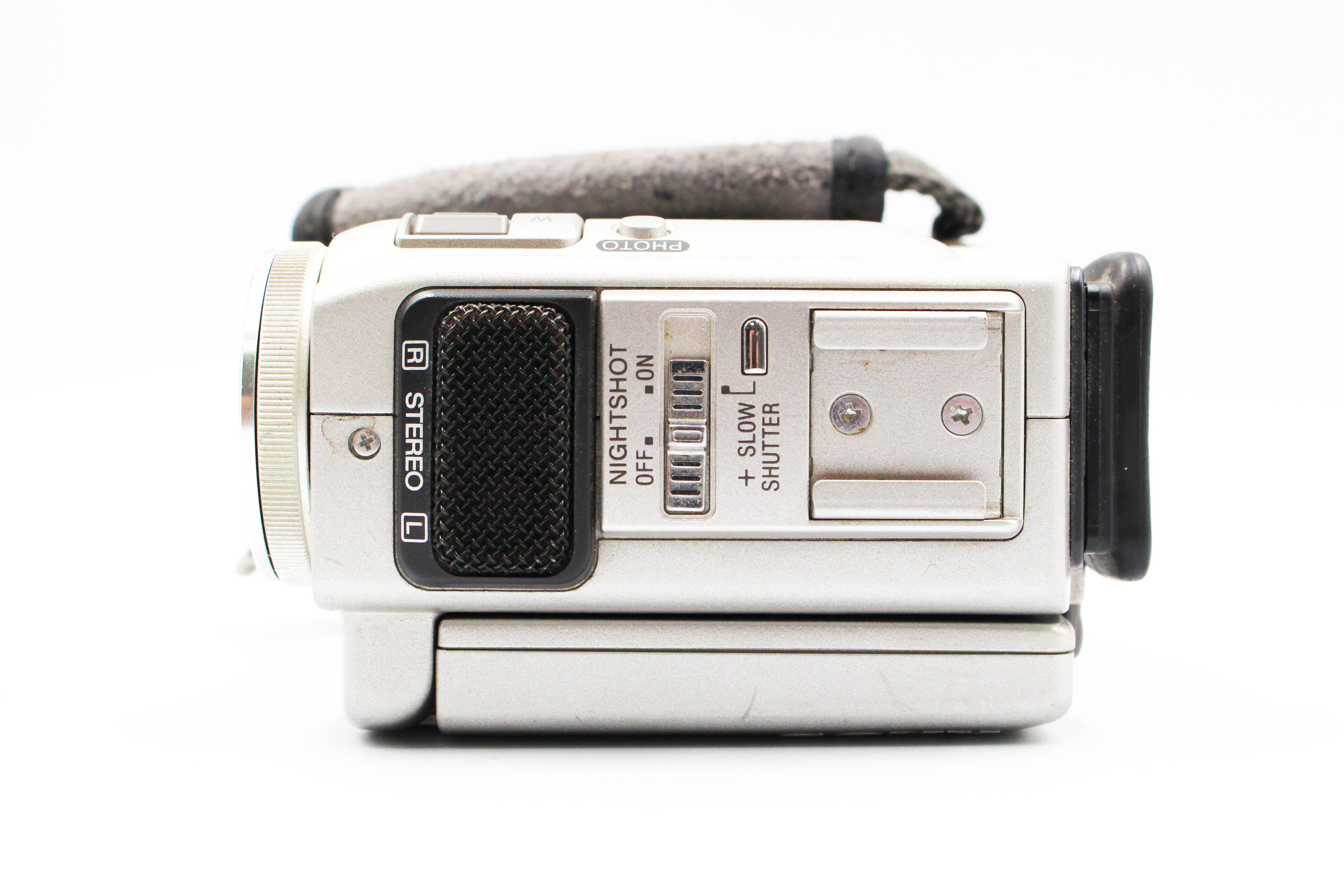 Sony DCR-PC2E MiniDV Handycam Digital Video Camera Camcorder - Tested Bundle