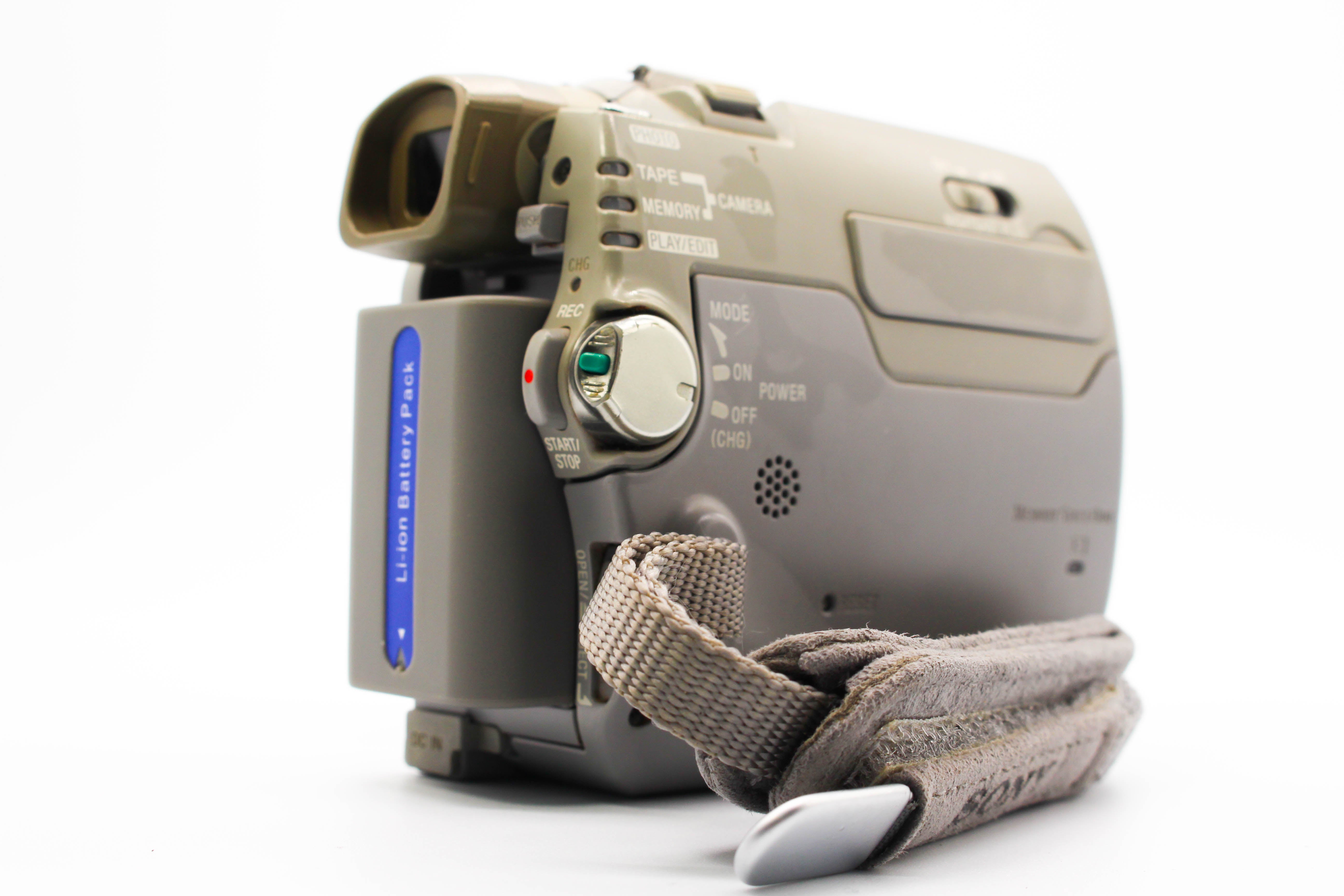 Sony DCR-HC30E MiniDV Video Handycam Camcorder Camera - Tested Bundle
