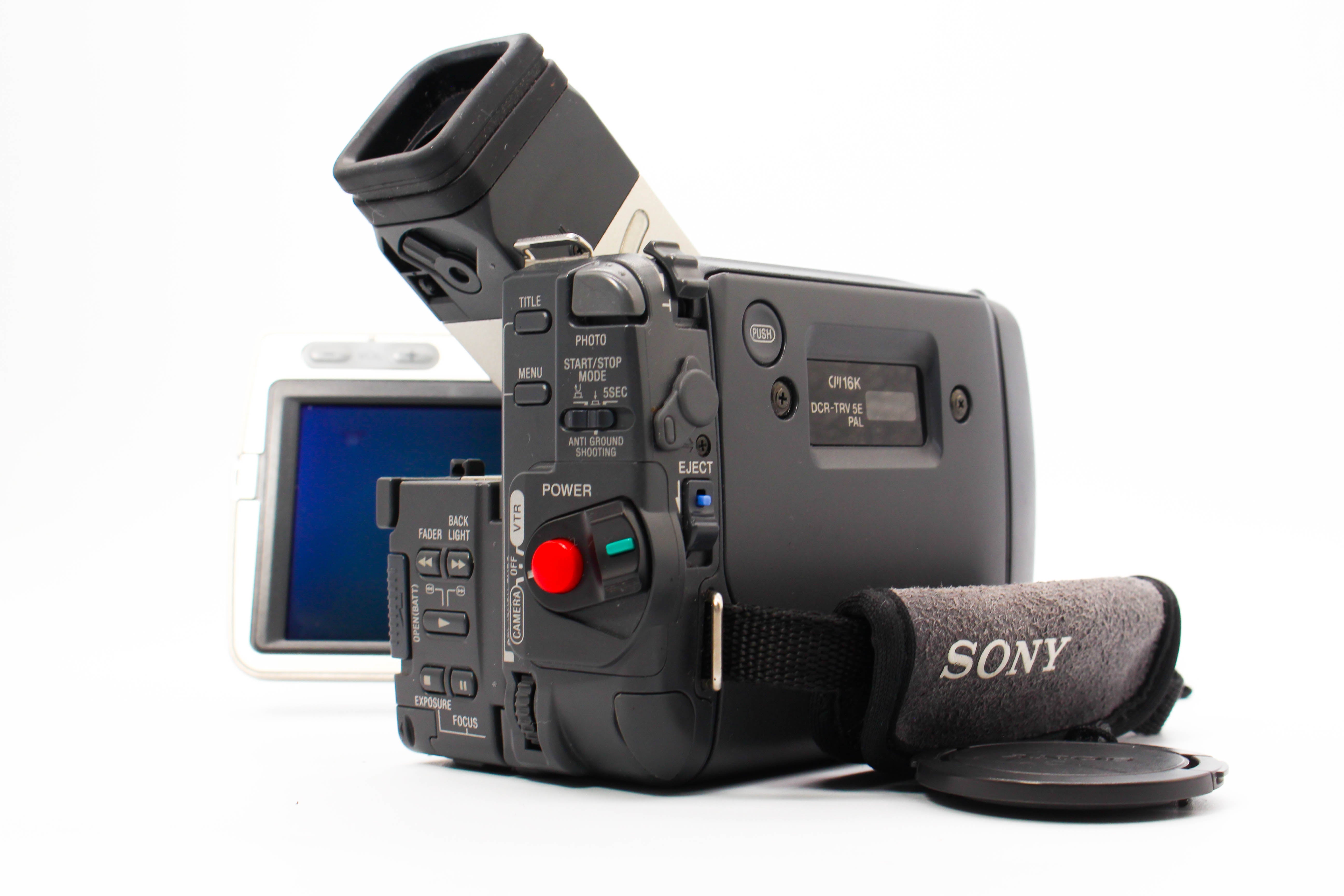 Sony DCR-TRV5E MiniDV Video Handycam Camcorder Camera - Tested Bundle Excellent Very Rare