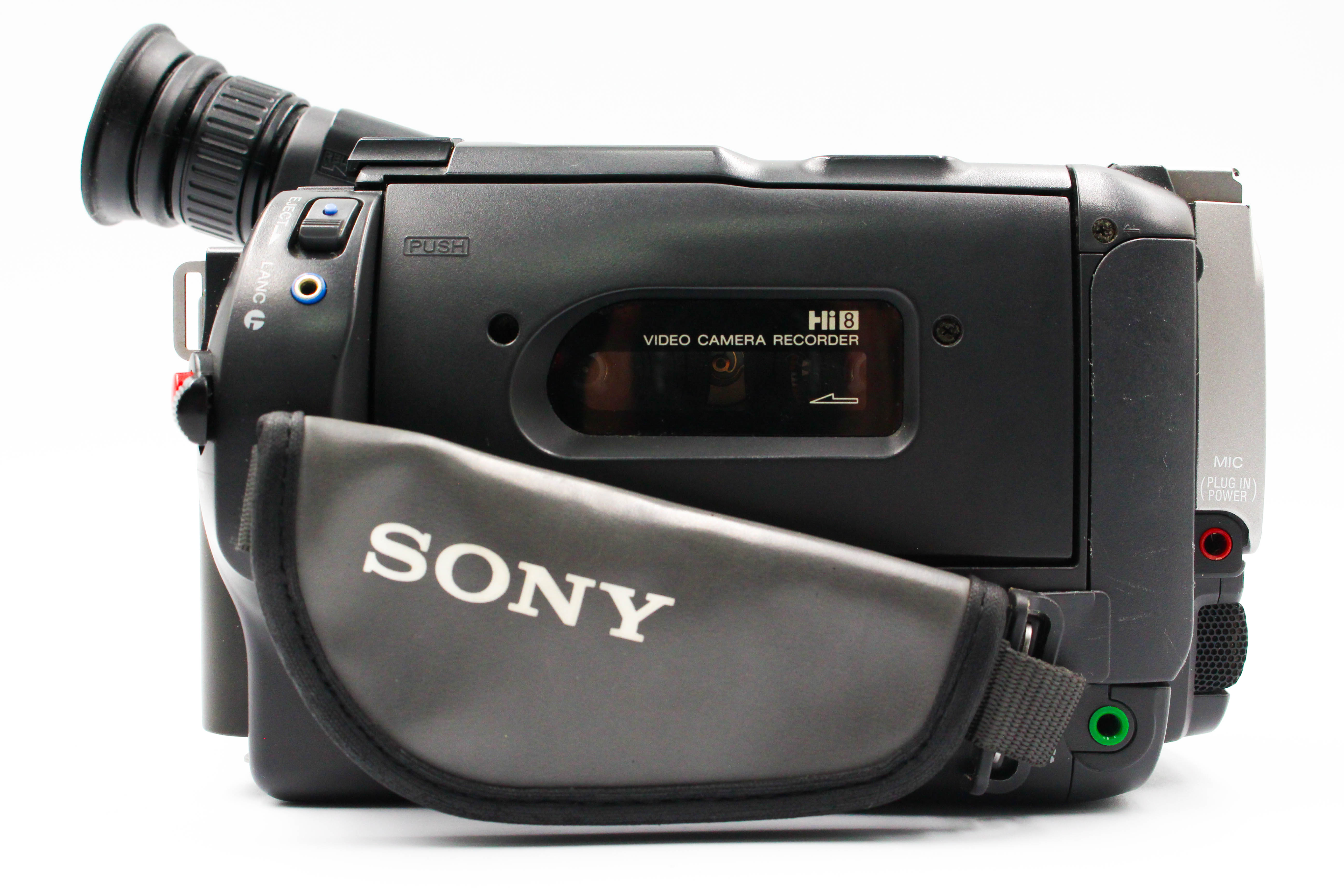 Sony CCD-TRV64E Hi8 Handycam Retro Video Camera Camcorder - Tested Bundle Rare