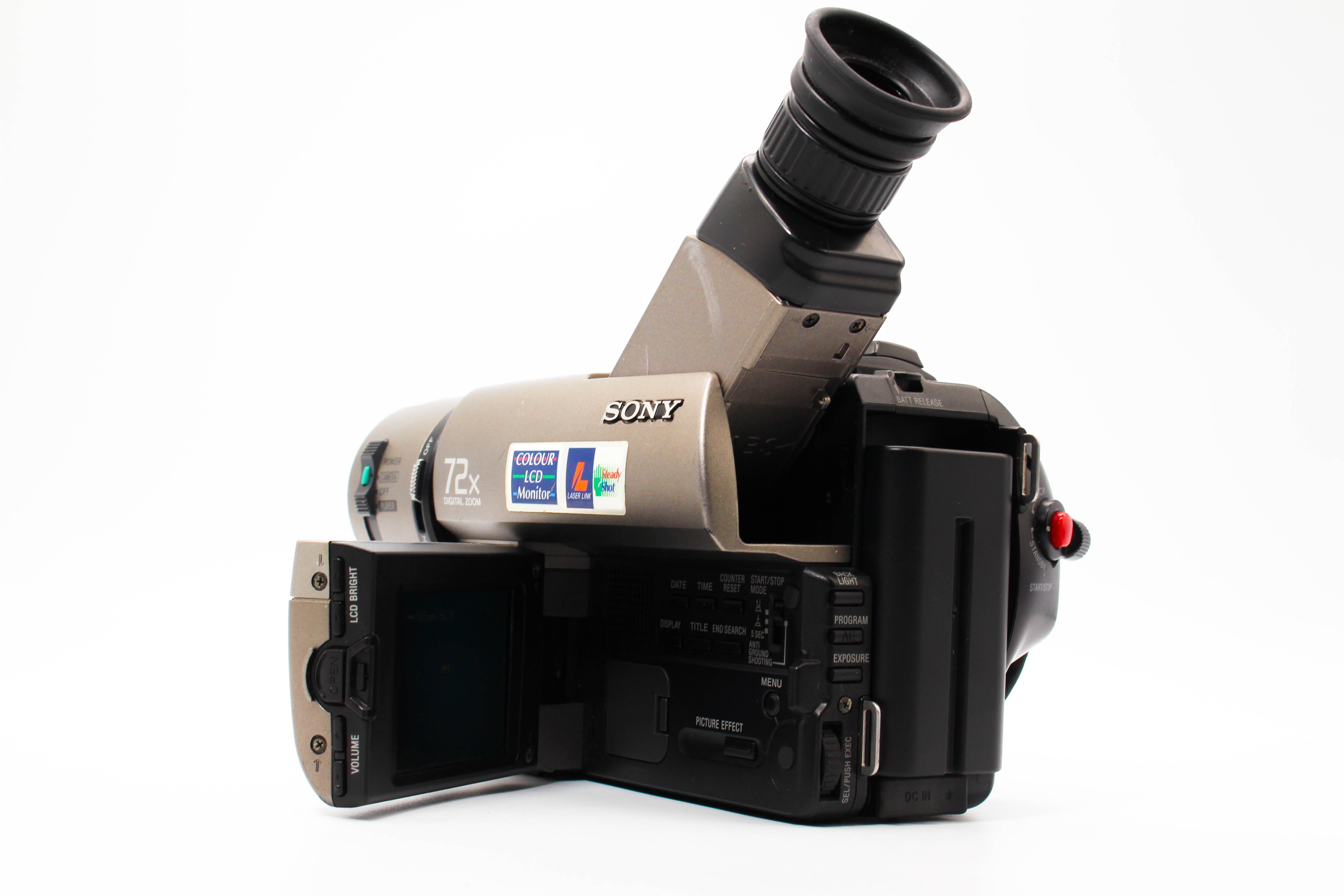 Sony CCD-TRV46E Hi8 Video8 8mm Handycam Camcorder Camera - Tested Bundle Excellent