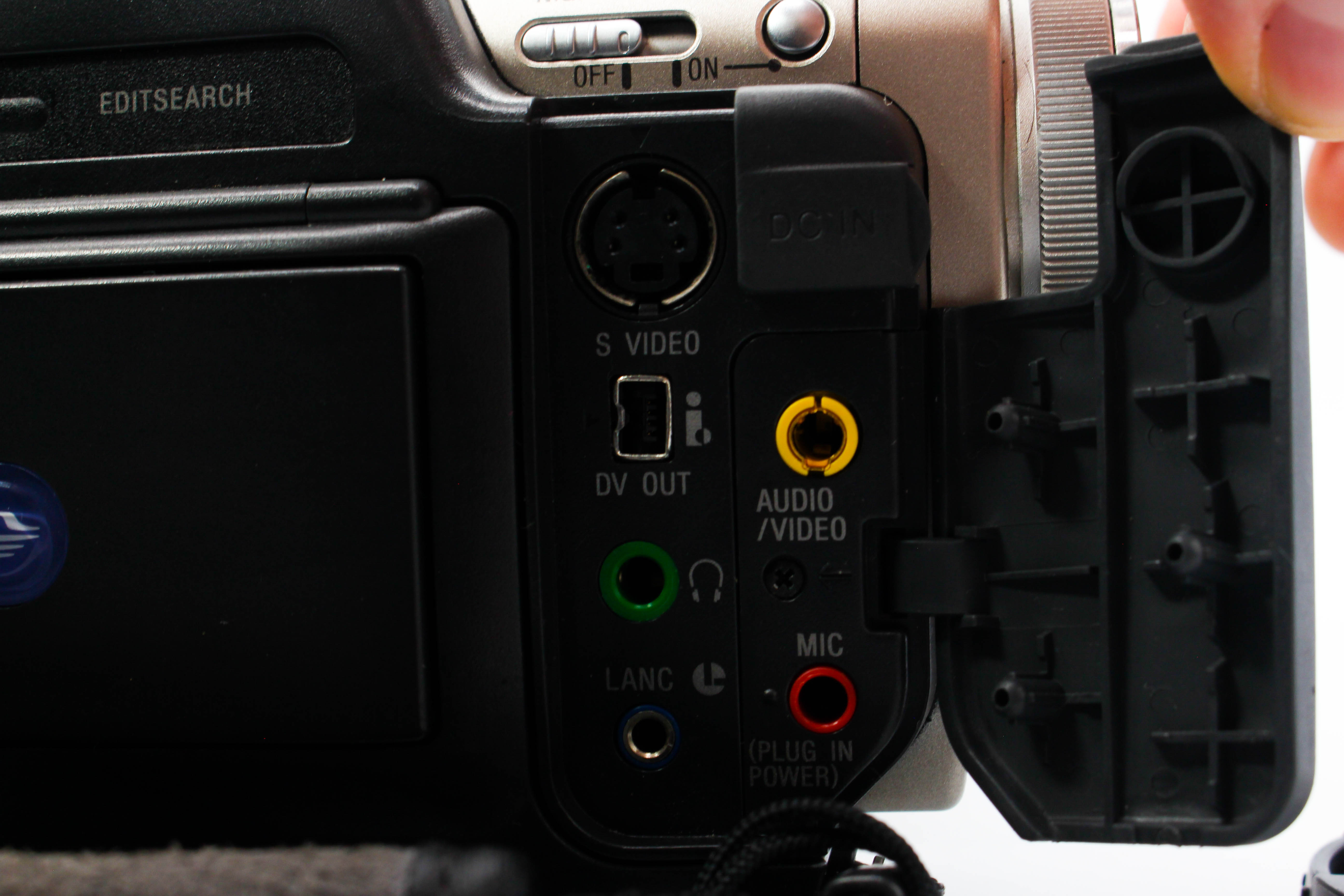 Sony DCR-TRV10E MiniDV Video Handycam Camcorder Camera - Tested Bundle Excellent