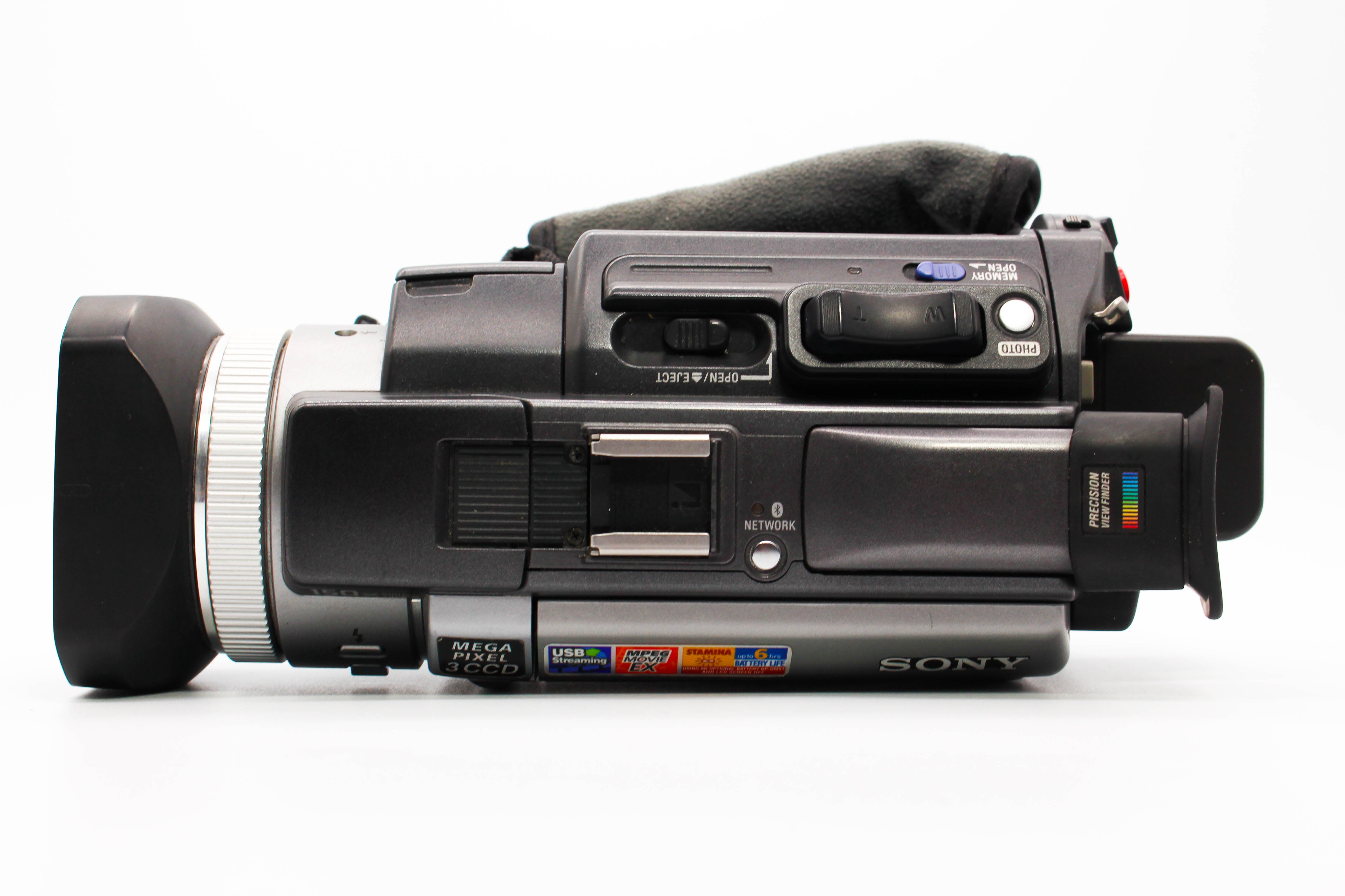Sony DCR-TRV950E MiniDV Digital Video Handycam Camcorder - Tested Bundle Excellent