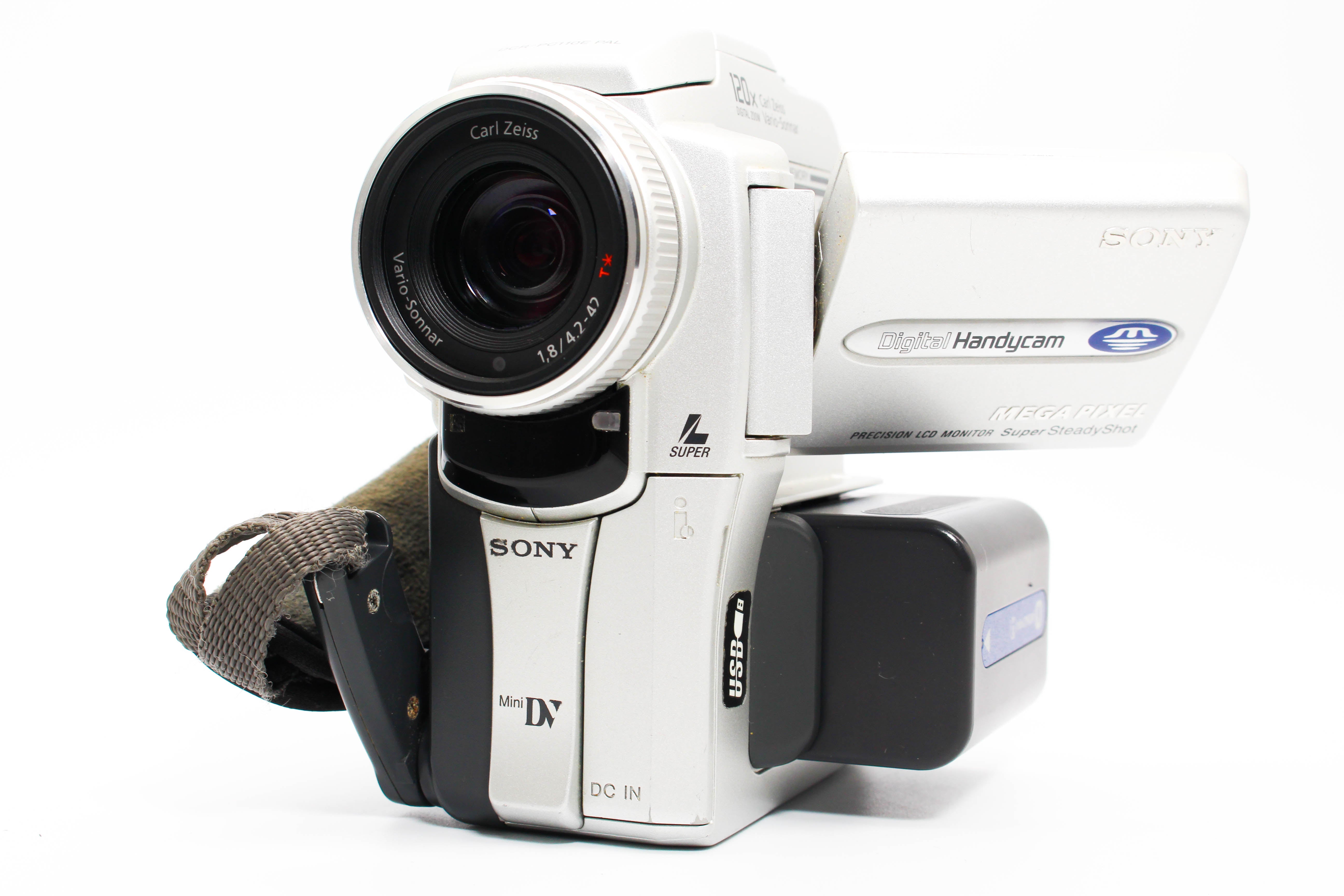 Sony DCR-PC110E MiniDV Digital Video Handycam Camcorder - Tested Bundle Excellent