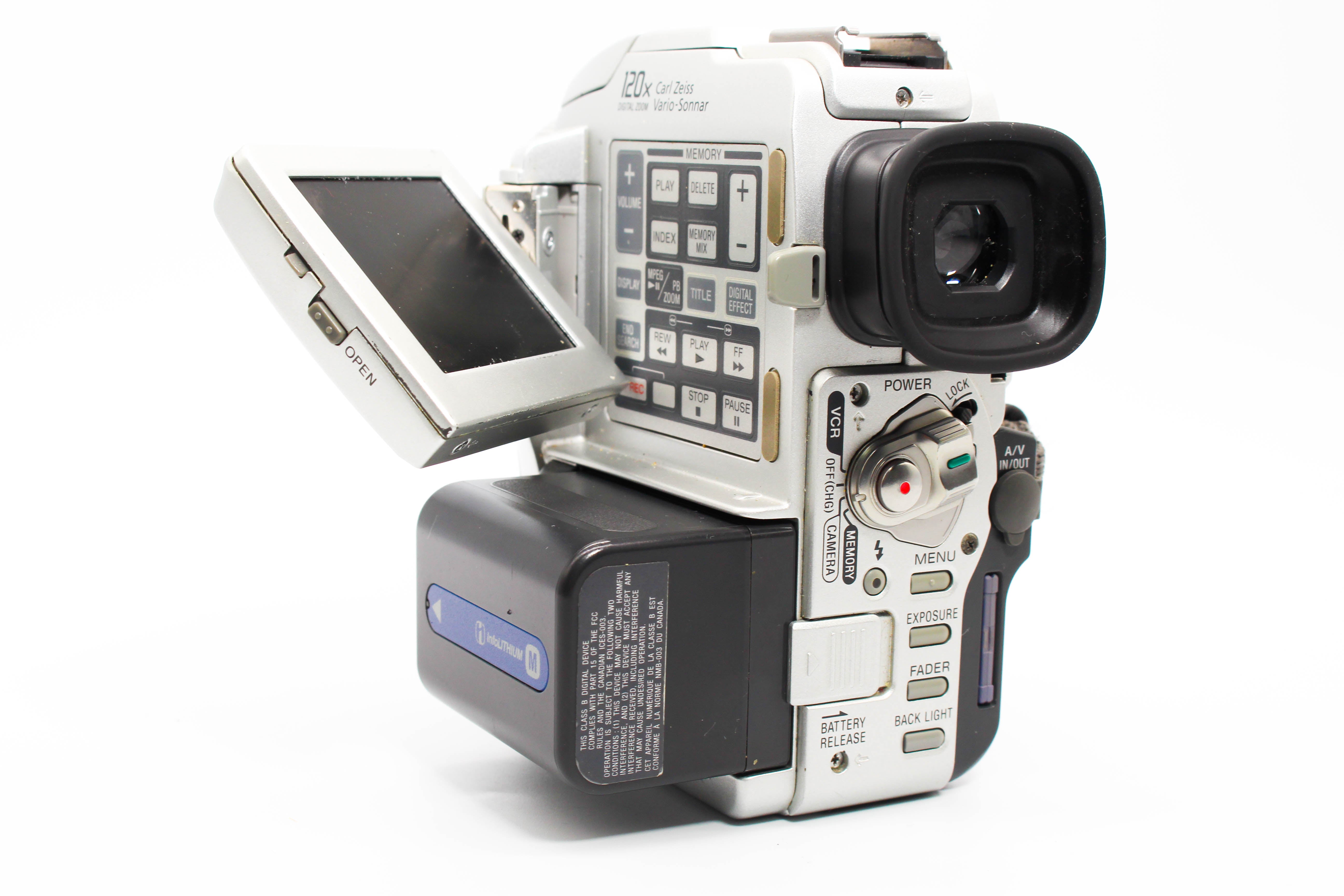 Sony DCR-PC110E MiniDV Digital Video Handycam Camcorder - Tested Bundle Excellent