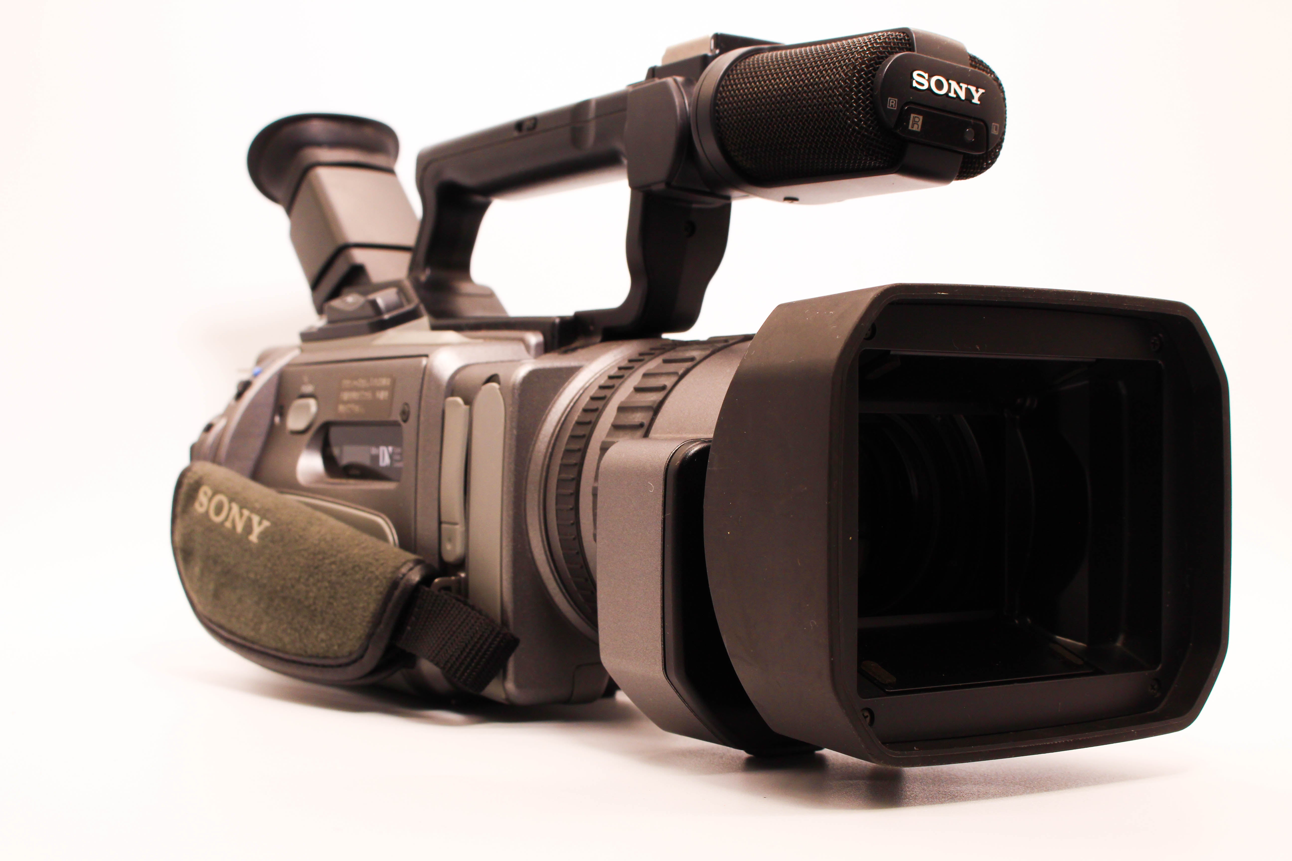 Sony DCR-VX2100 NTSC MiniDV Video Handycam Camcorder Camera - Tested Bundle Excellent