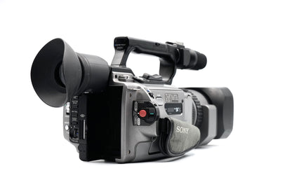 Sony DCR-VX2100E MiniDV Video Camcorder