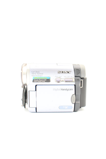 Sony DCR-TRV14E MiniDV Video Camcorder