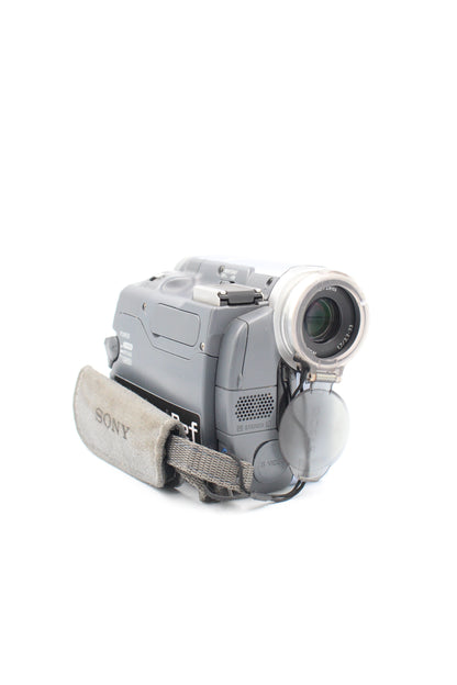 Sony DCR-TRV14E MiniDV Video Camcorder
