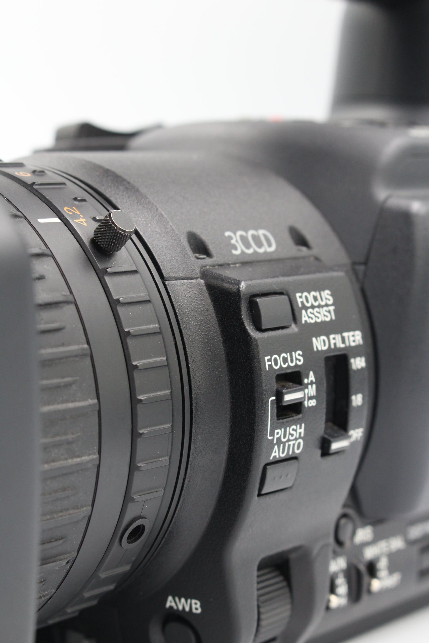 Panasonic AG-HVX201AE P2 MiniDV Digital Video Camera Camcorder