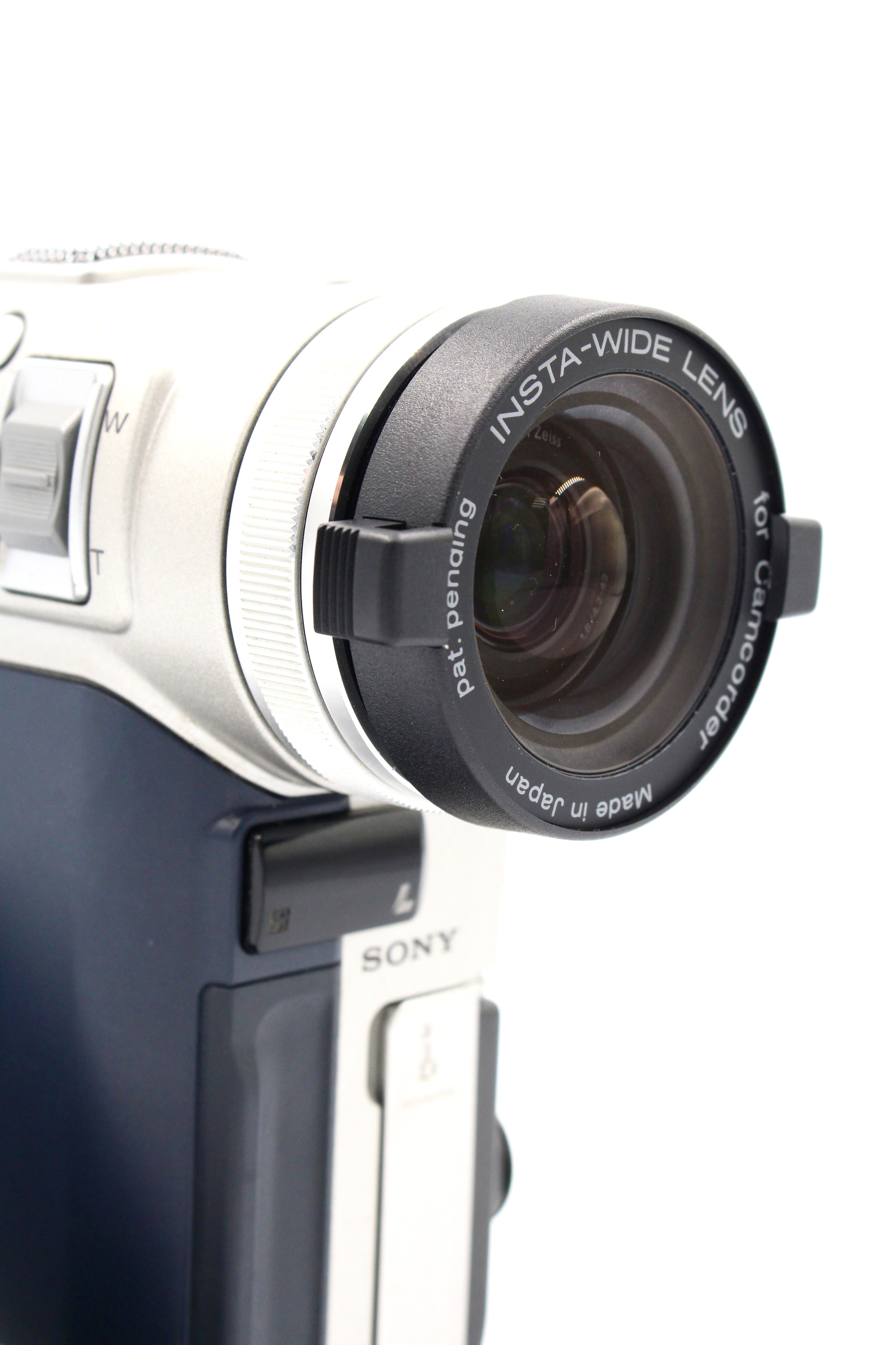 Raynox Insta-Wide QC-505 Clip-on Wide Angle Lens (34mm - 46mm)