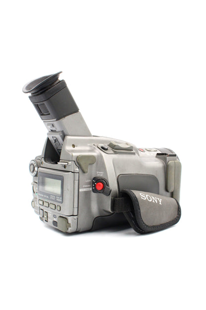 Sony DCR-VX700E PAL MiniDV Camcorder