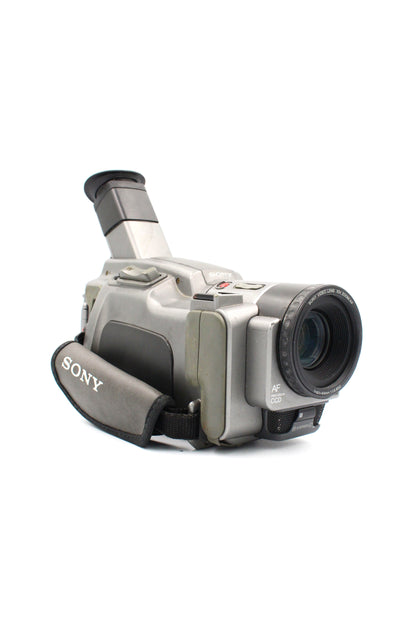 Sony DCR-VX700E PAL MiniDV Camcorder