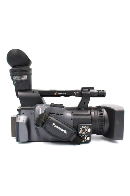 Panasonic AG HMC151E Digital Video Camcorder
