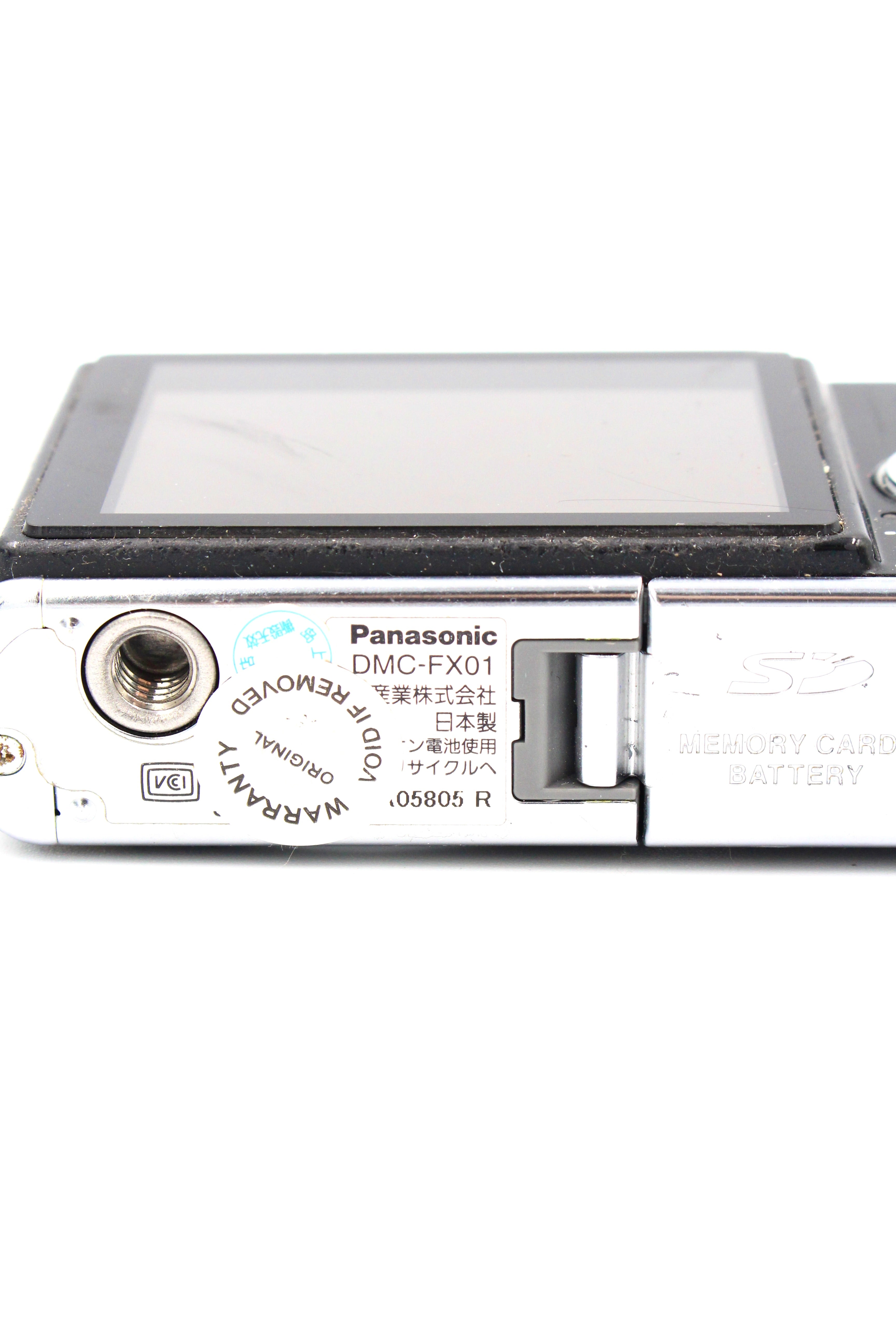 Panasonic Lumix DMC-FX01 Compact Digital Retro Camera