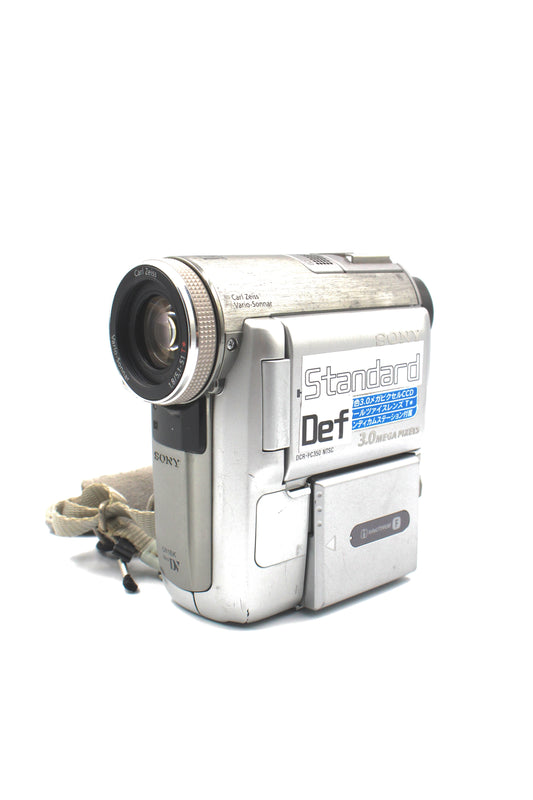 Sony DCR-PC350 MiniDV Camcorder Japanese (For Parts)