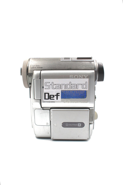 Sony DCR-PC350 MiniDV Camcorder Japanese (For Parts)