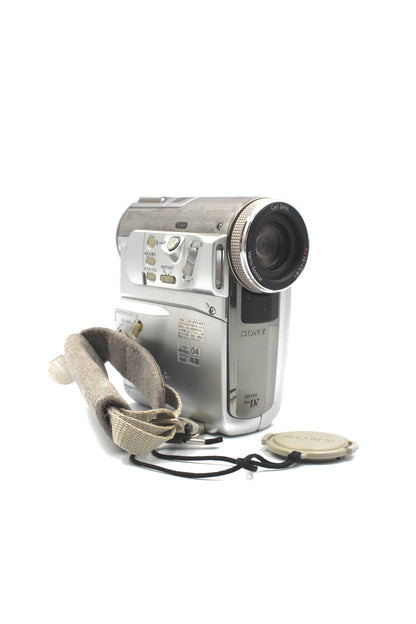 Sony DCR-PC350 MiniDV Camcorder Japanese (For Parts)