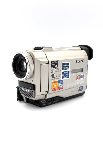 Sony DCR-TRV10E MiniDV Digital Video Camcorder