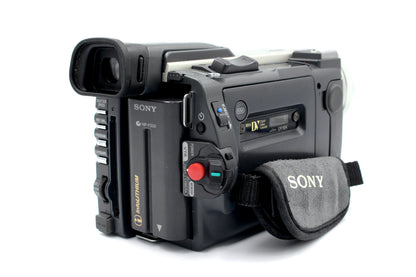 Sony DCR-TRV900E MiniDV Digital Video Camcorder
