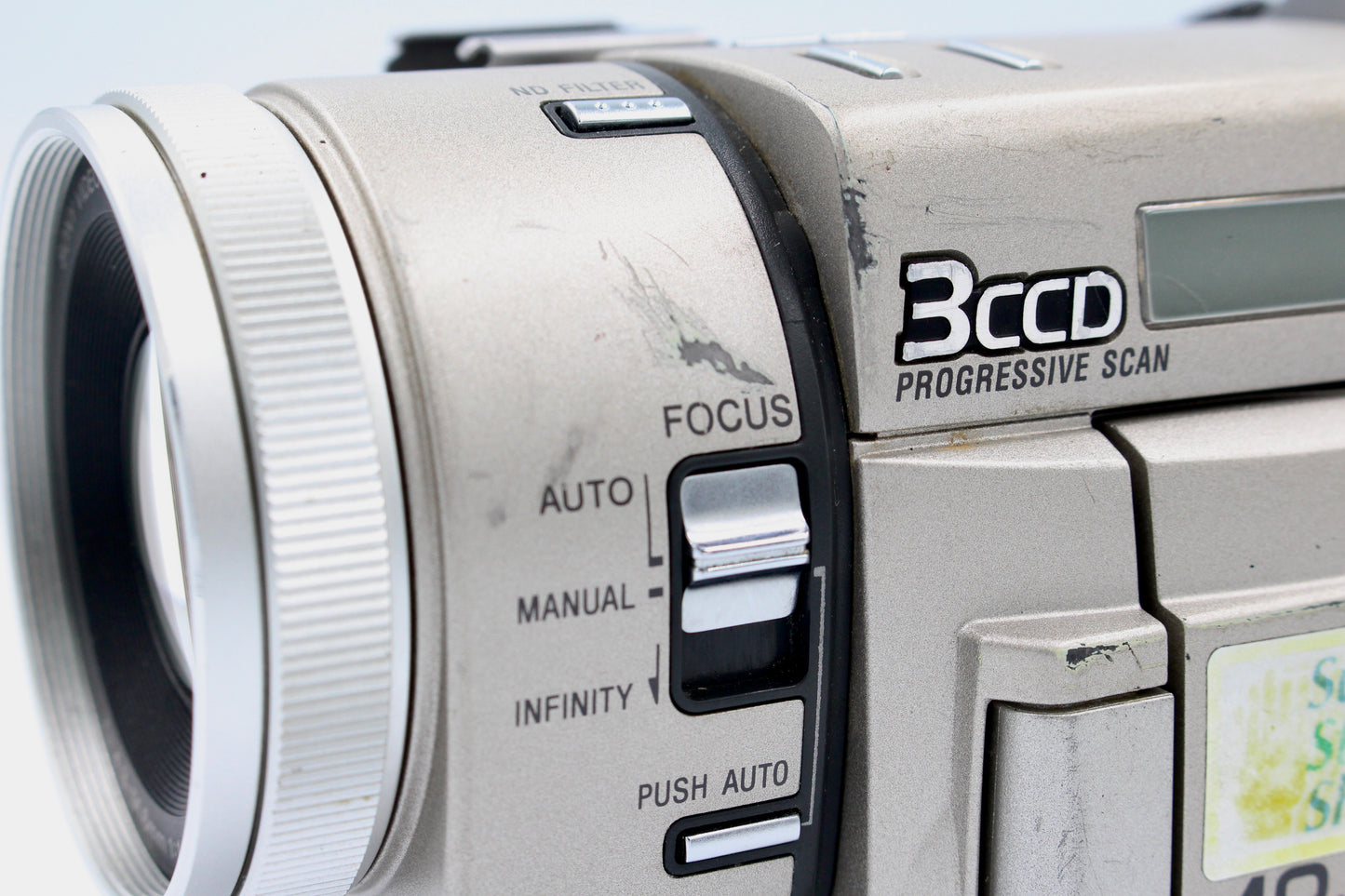 Sony DCR-TRV900E MiniDV Digital Video Camcorder