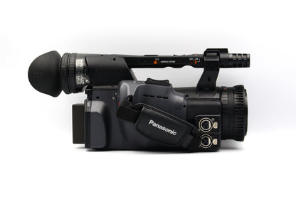 Panasonic AG-HMC151E Digital Video Camcorder