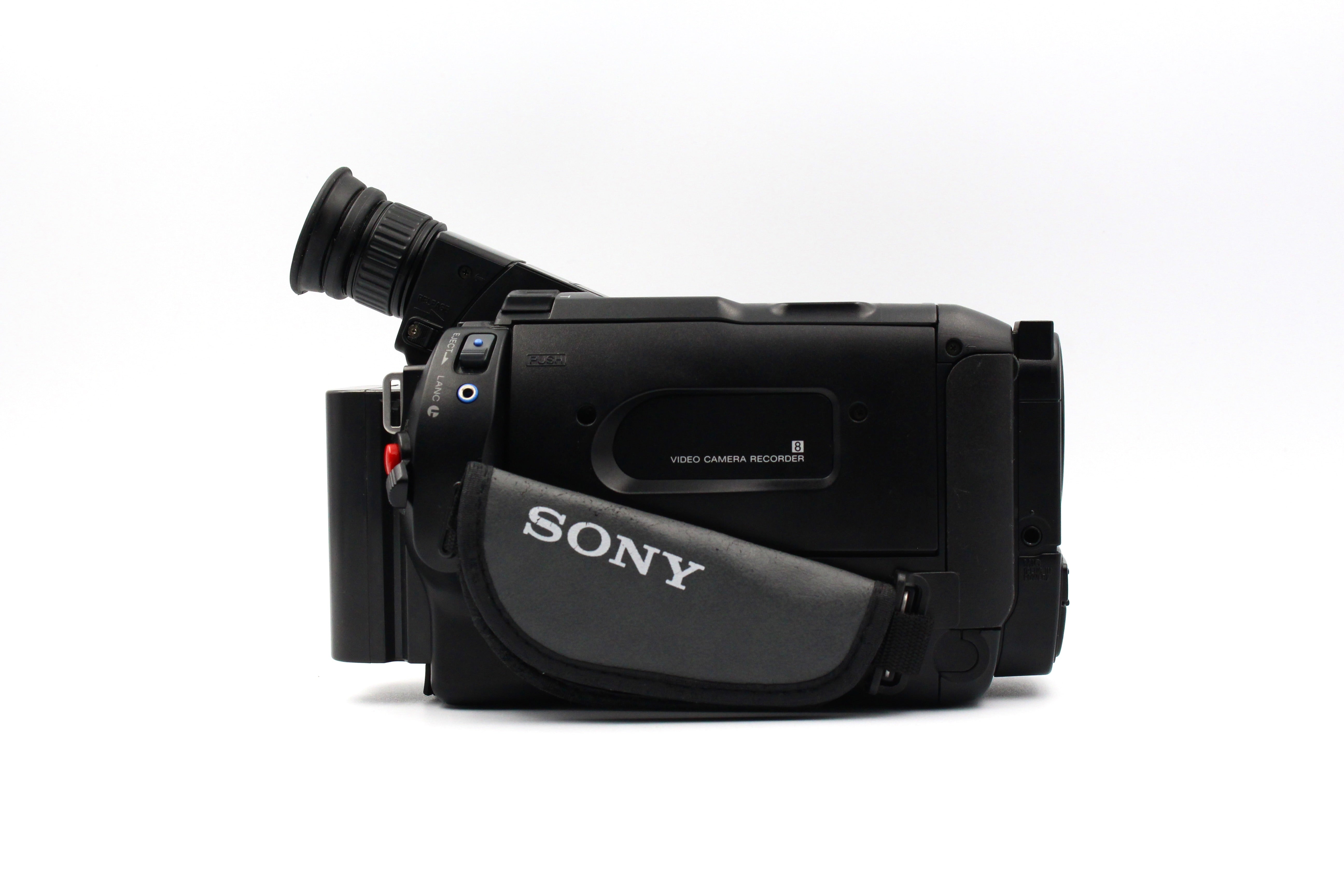 Sony CCD-TR425E Video8 XR Analog Tape Video Camcorder Camera