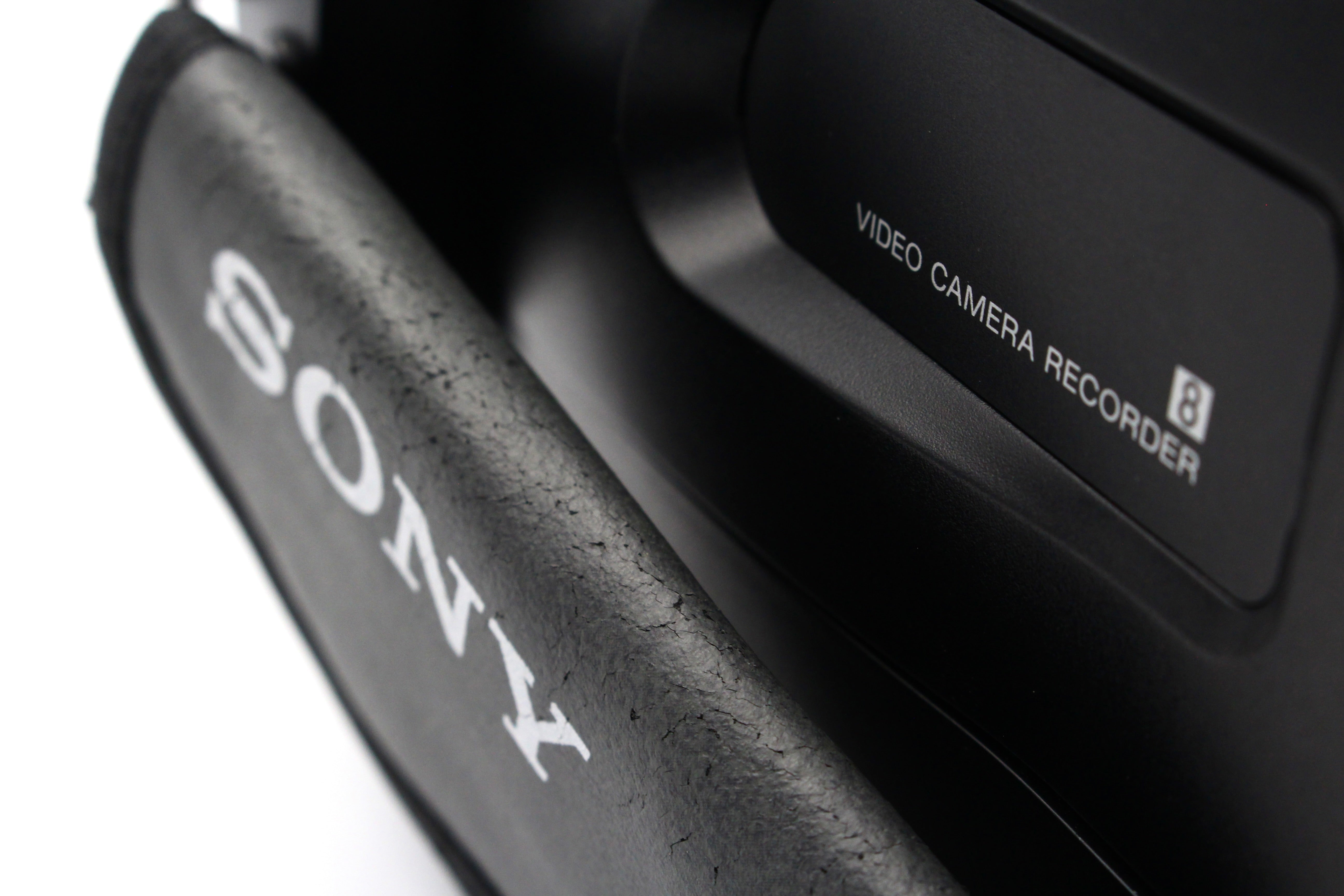 Sony CCD-TR425E Video8 XR Analog Tape Video Camcorder Camera